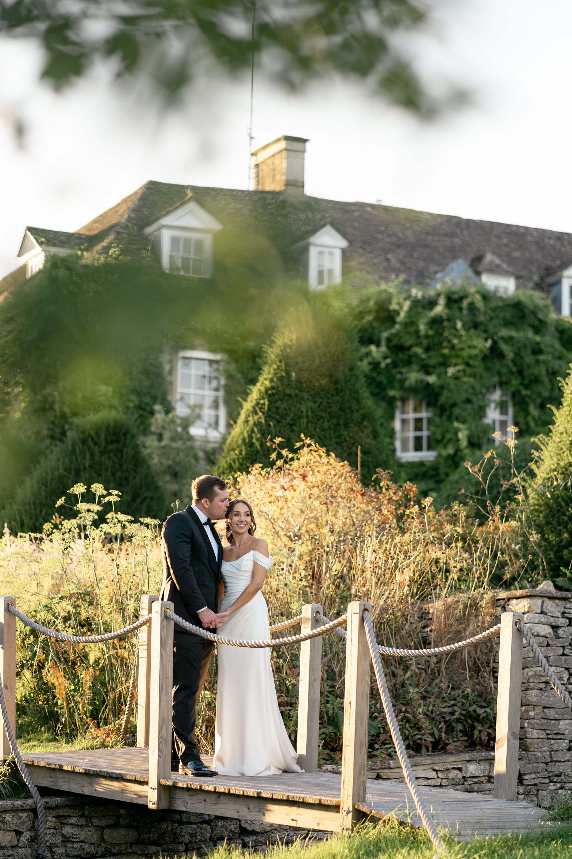 Lucy-Davenport-Photography-Jess-Charlie-Cornwell-Manor-Sept24-711.jpg