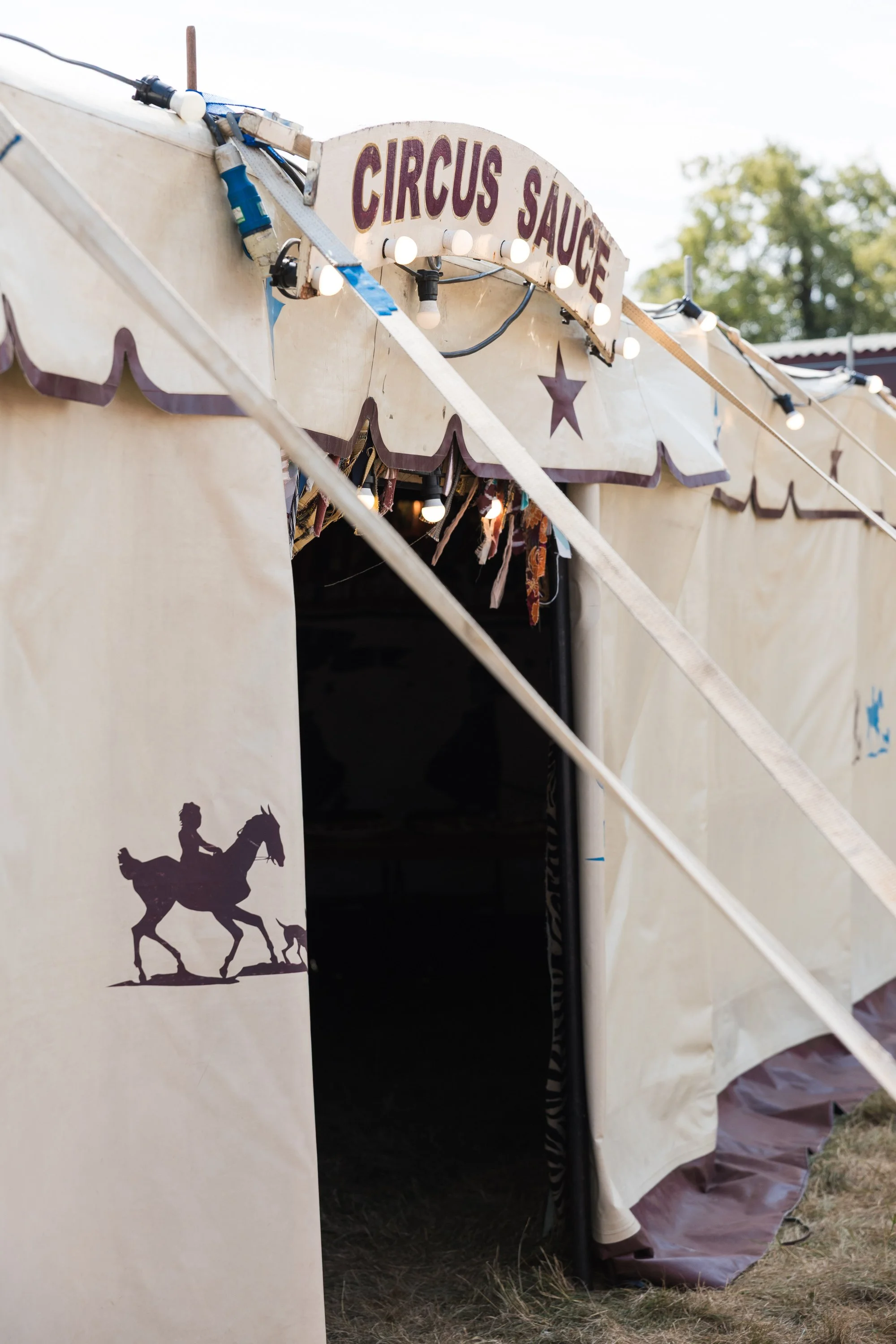 Lucy-Davenport-Photography-Silbury-Summer-Party-Giffords-July26-19.jpg