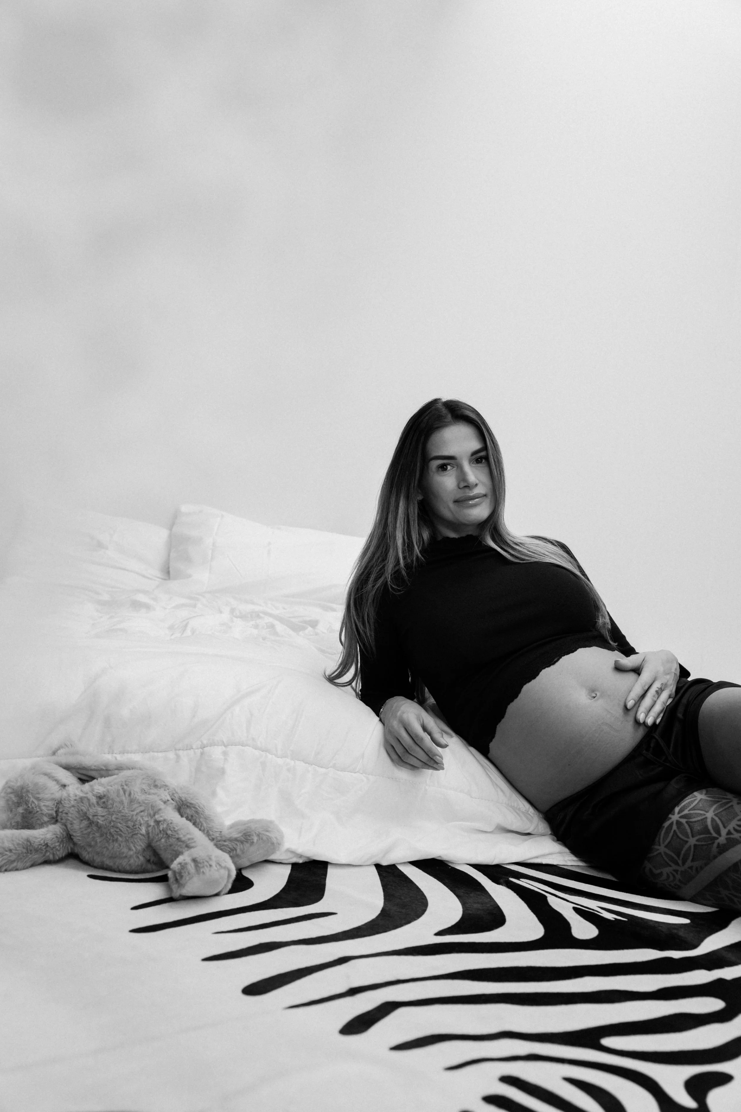 maternitybw-7.jpg