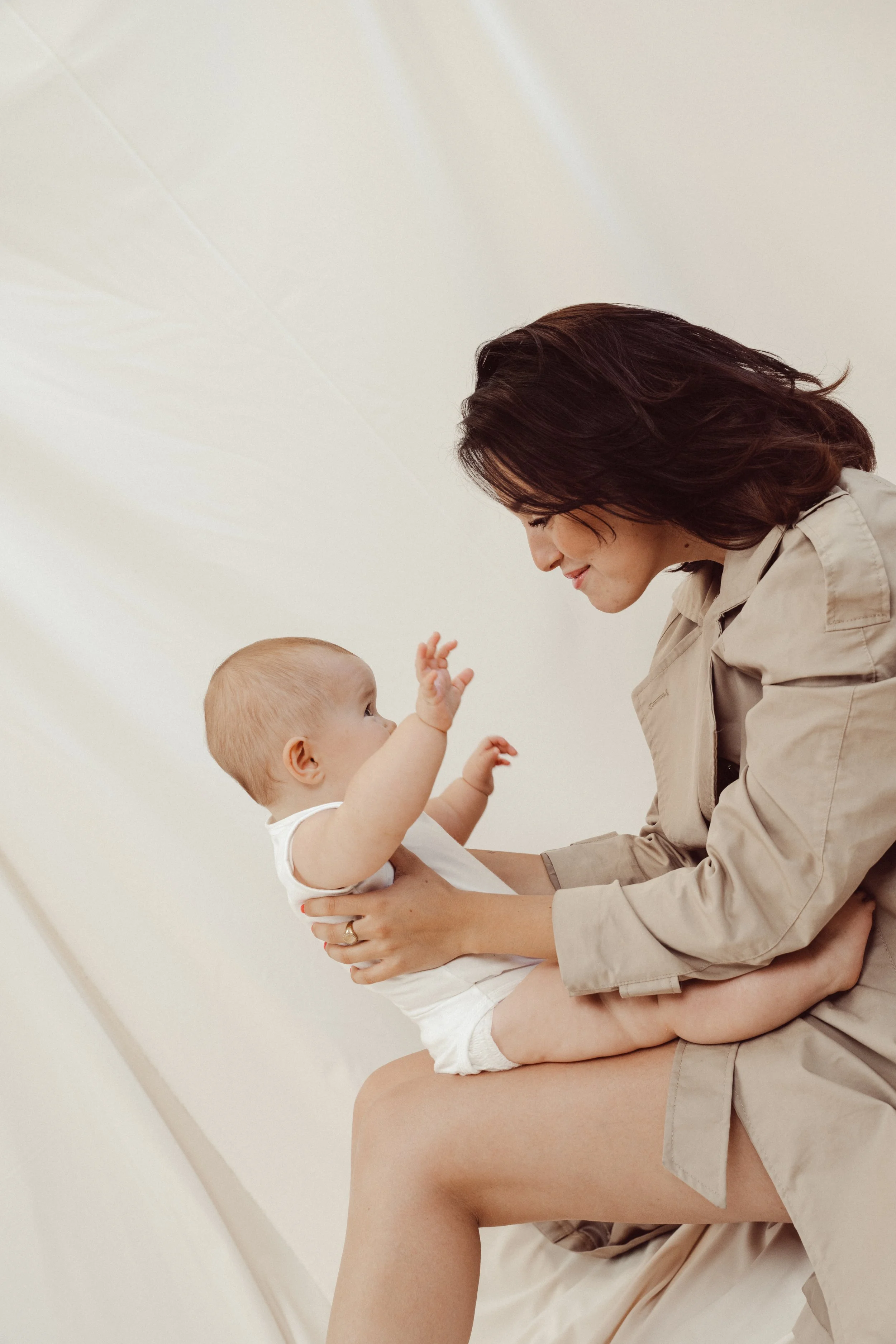 maternitybw-3.jpg