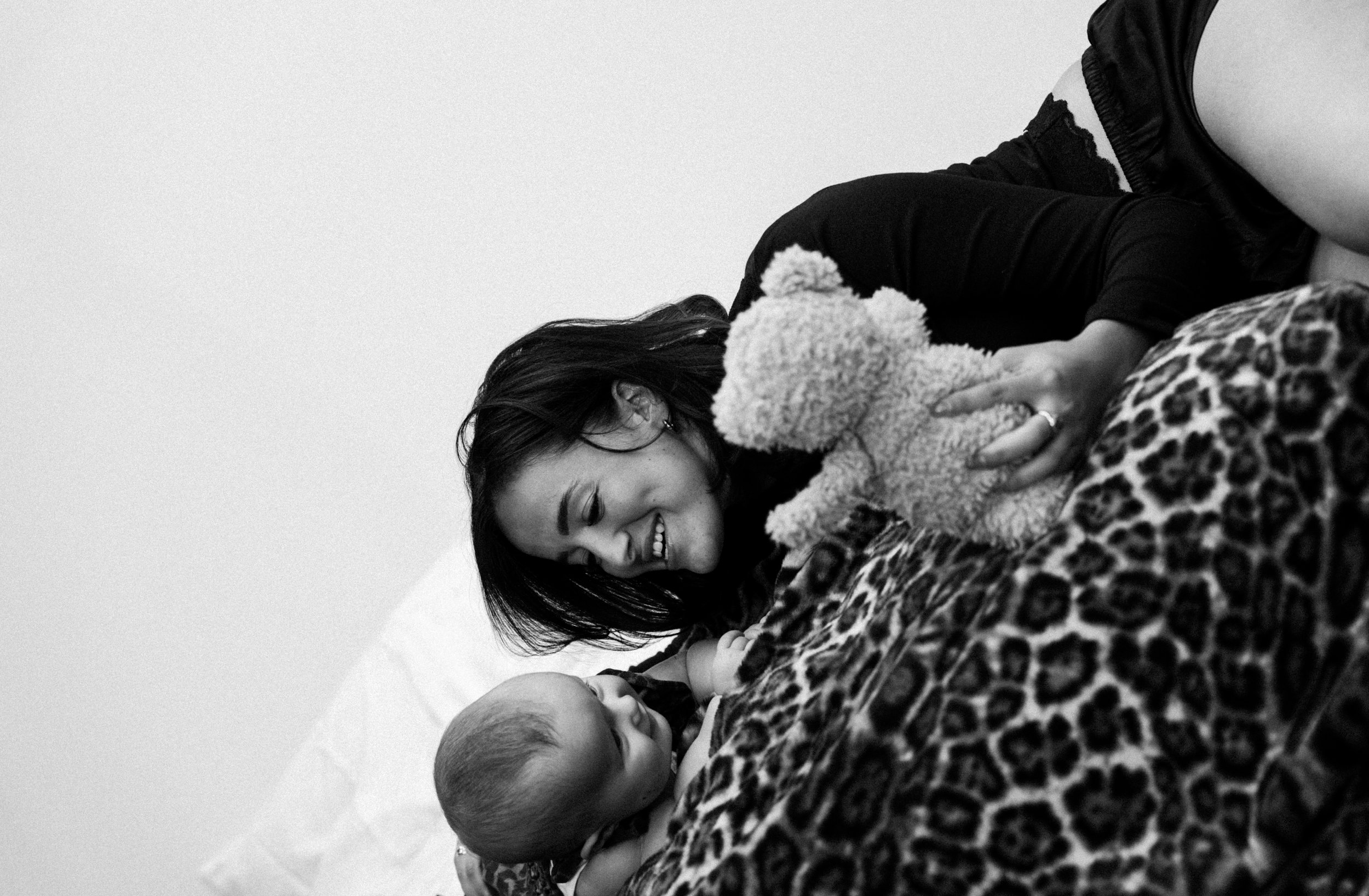 maternitybw-27.jpg