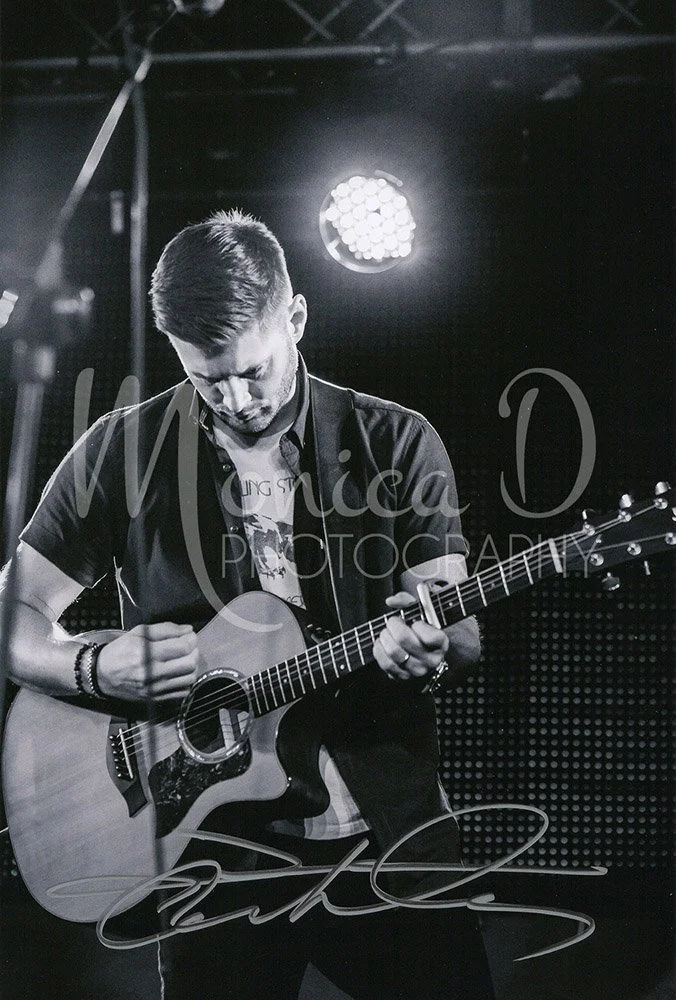 Jensen Ackles performing at the Orion Live Club in Rome, Italy during the weekend of the Jus in Bello convention.