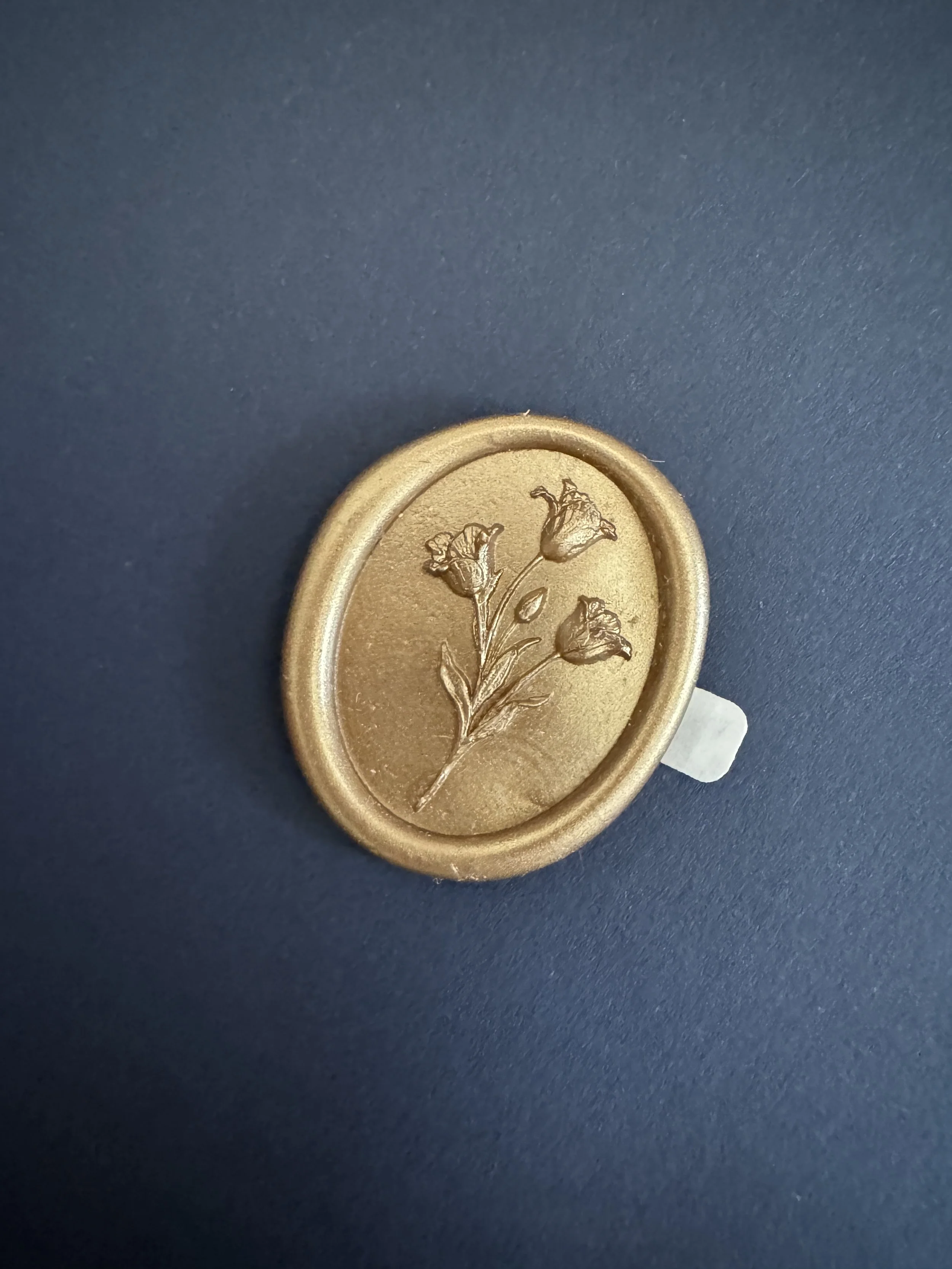 Delicate Tulip Oval Wax Seal