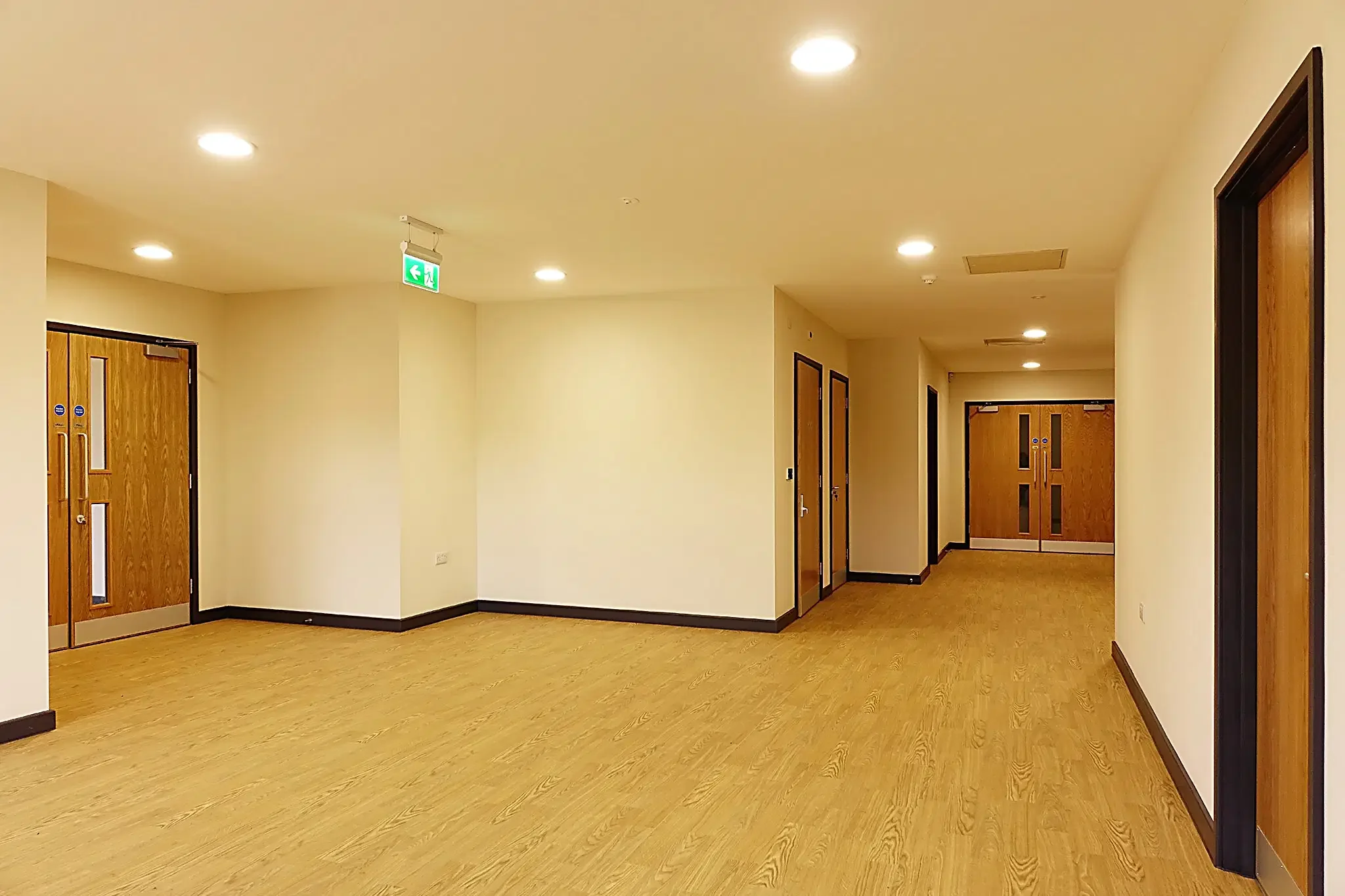 Cranfeild-CC-foyer_web.webp