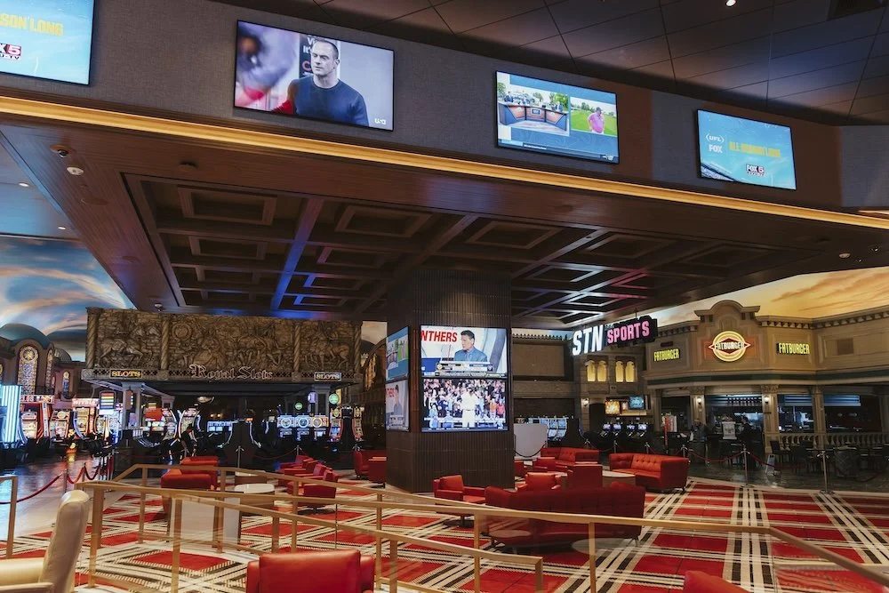Sunset Station Sports Book_MacMoPhoto_7.jpg