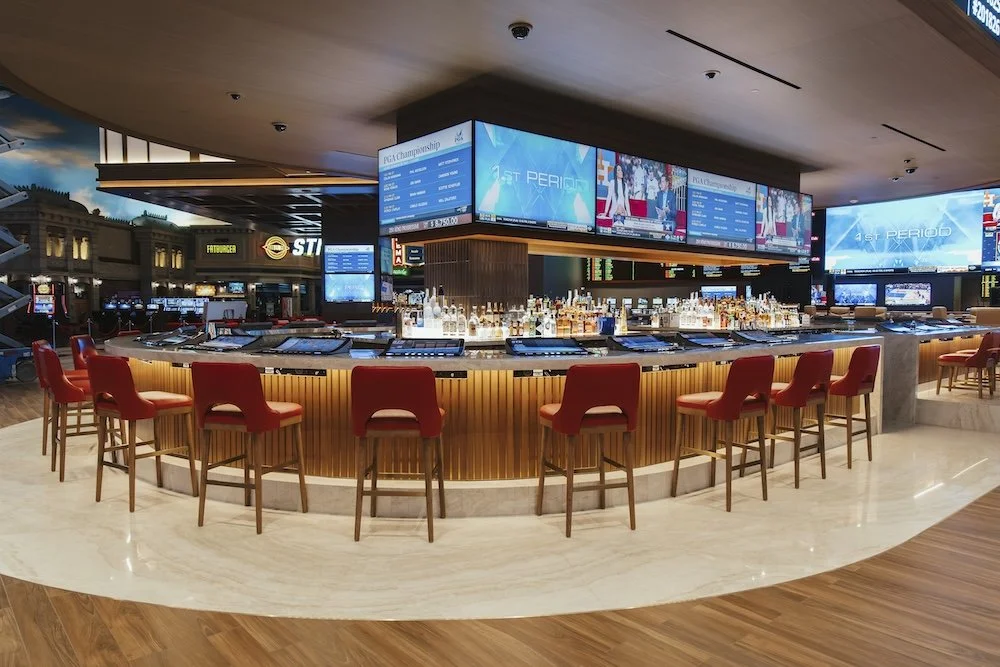 Sunset Station Sports Book_MacMoPhoto_15.jpg
