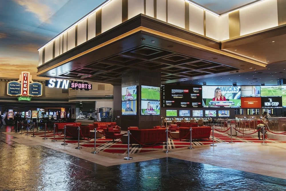 Sunset Station Sports Book_MacMoPhoto_38.jpg