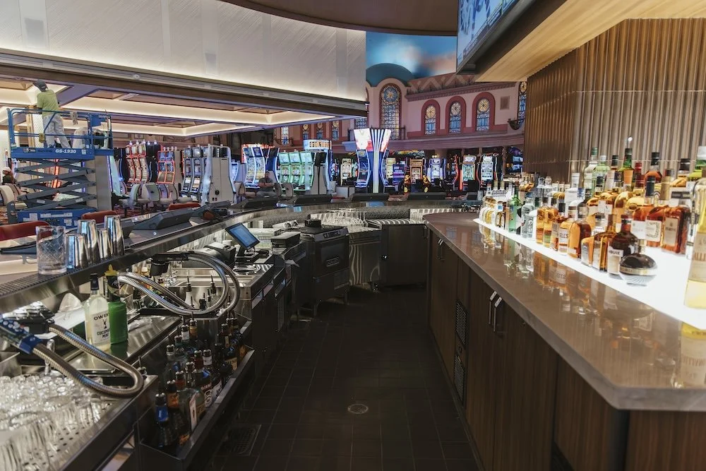 Sunset Station Sports Book_MacMoPhoto_18.jpg
