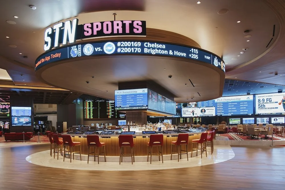 Sunset Station Sports Book_MacMoPhoto_14.jpg