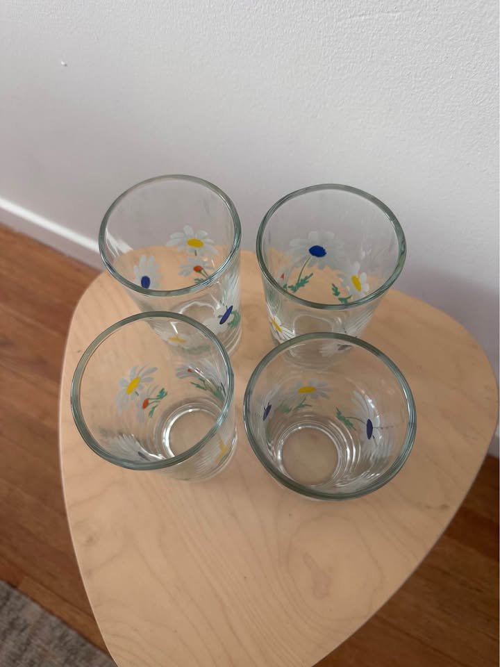 flowers cups 3.jpg