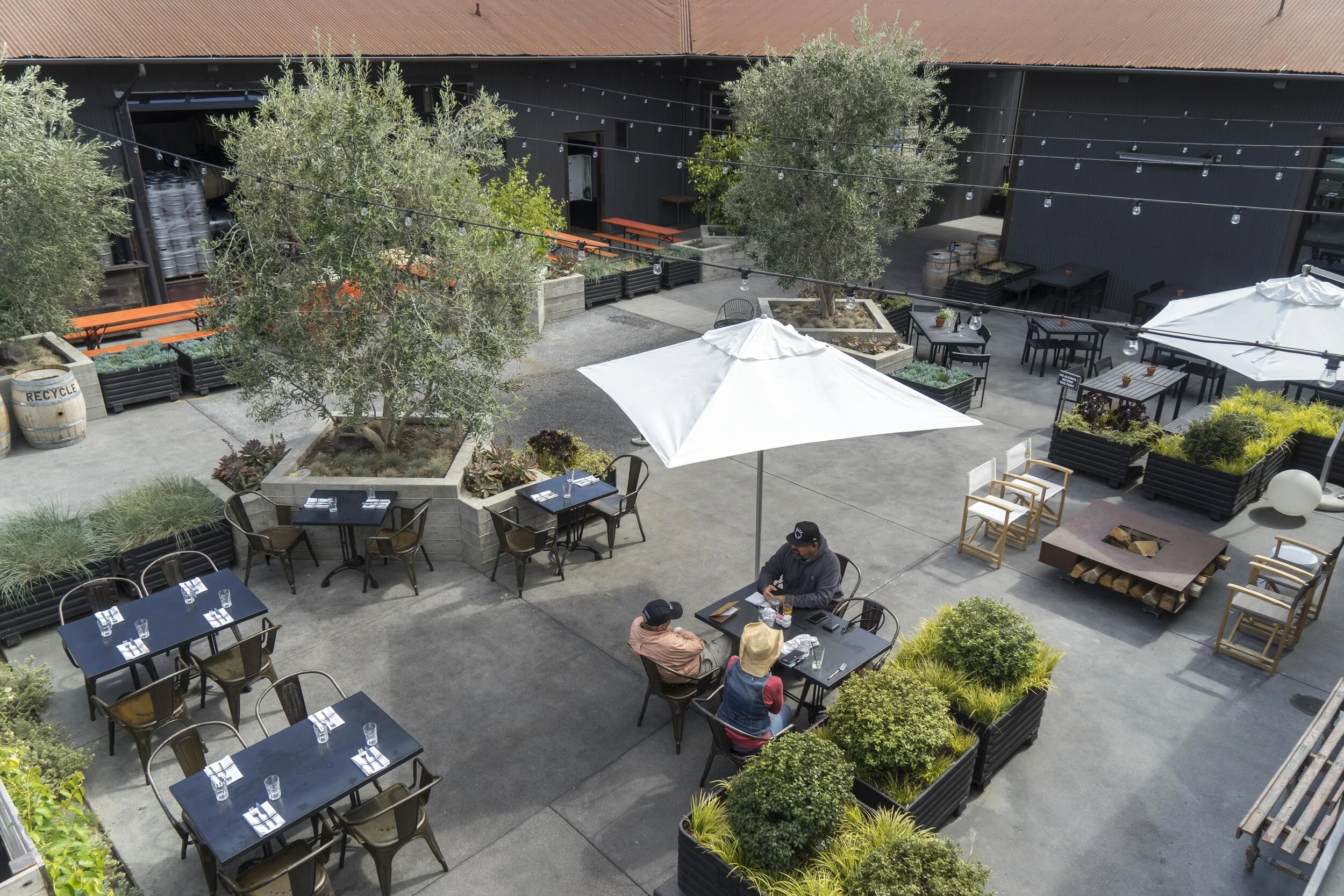 courtyard-3 (Copy).jpg
