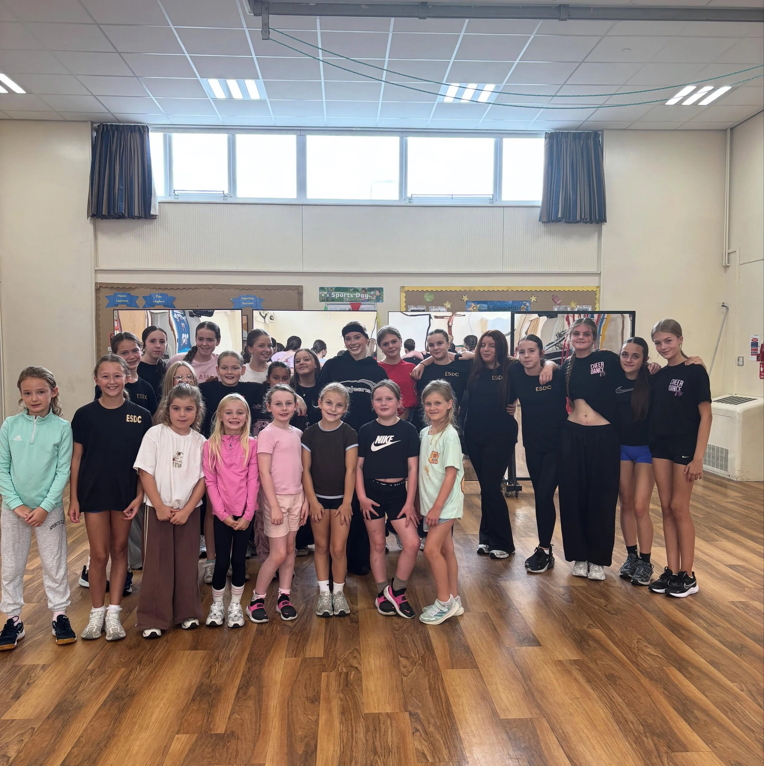 Today our dancers had the pleasure of taking an amazing Hip Hop Foundations class with Ava Hoggan! 🔥

Our dancers had such a great time and learnt so much throughout the session! 🕺✨

A massive thank you to @avahoggan we loved having you!! ❤️