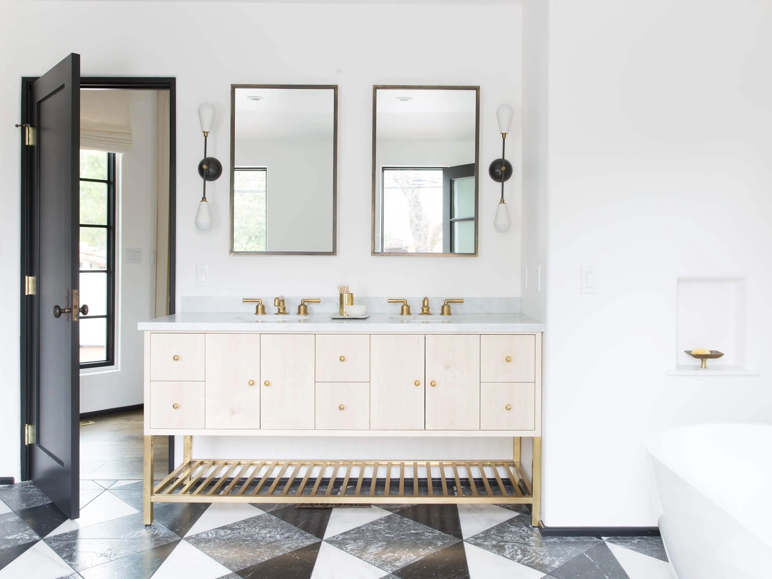 OAK_Master Bath-1.jpg