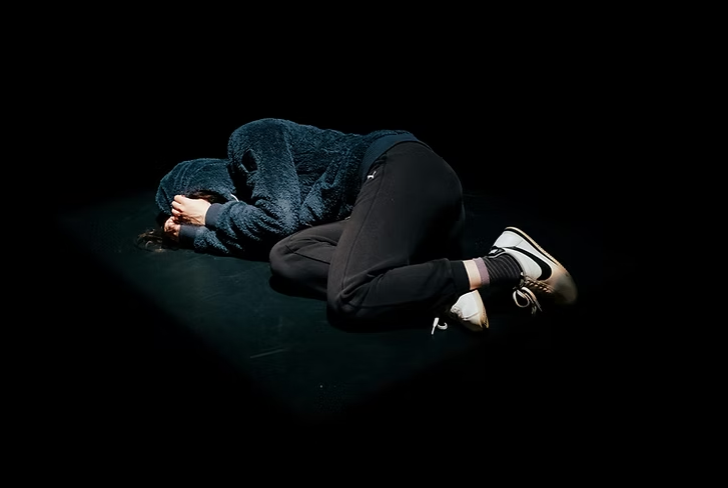 Sadness vs. Depression: How to Tell the Difference
