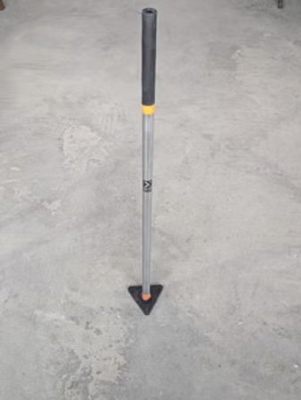 THH - 486T Hand Tamper
1/2”x 6” steel triangle plate, 48” length. stainless shaft, mild steel plate