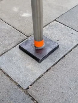 THH - 484 Hand Tamper
1/2”x 4” steel square plate, 48” length. stainless shaft, mild steel plate