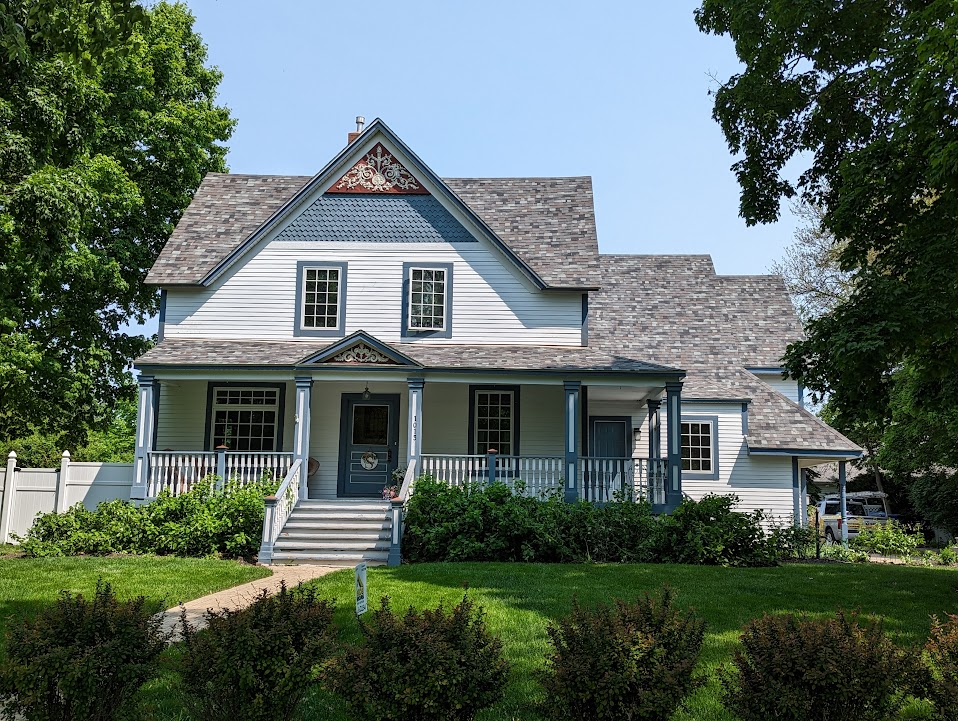 Completed historic home roof replacement by Upside Exteriors in Chicagoland
