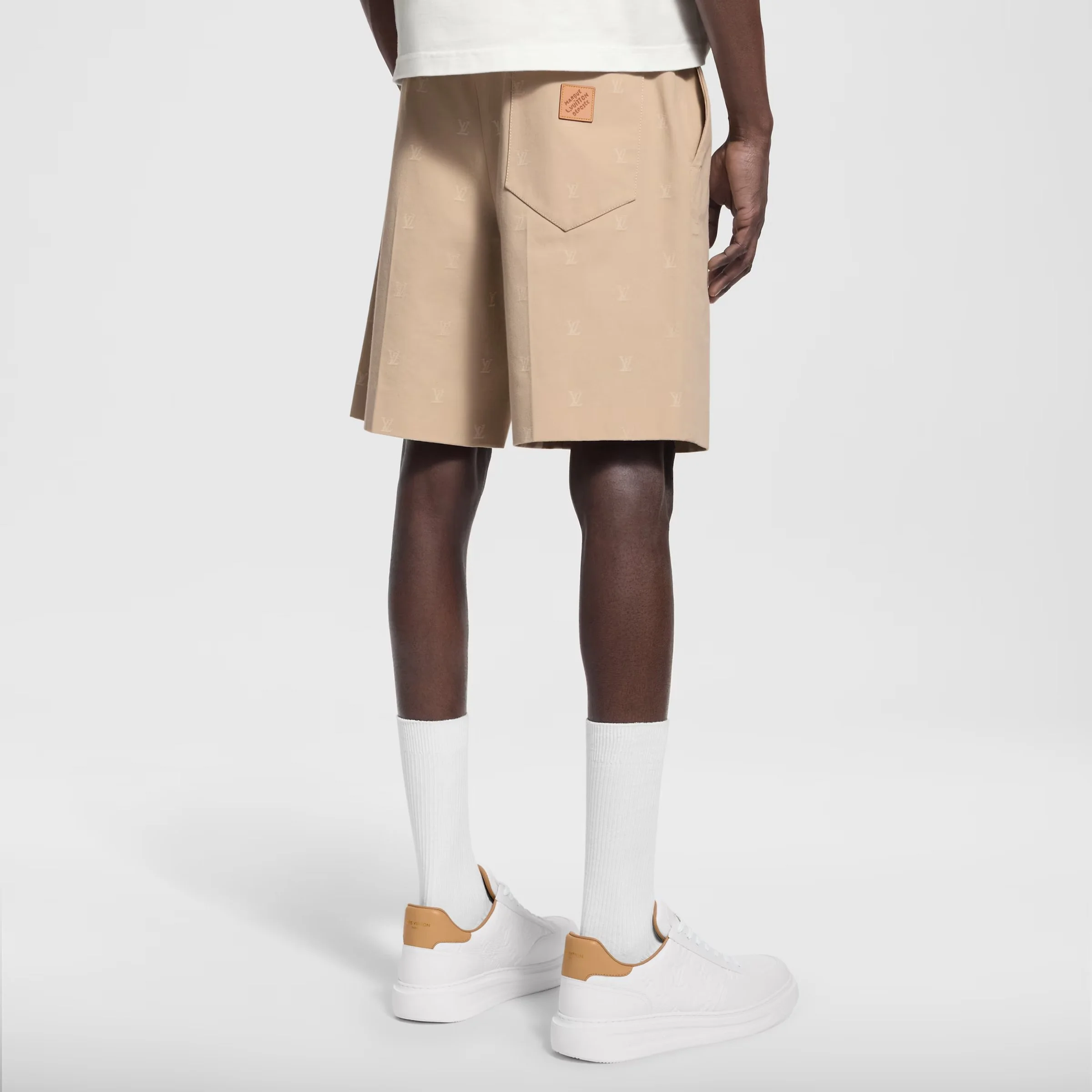 louis-vuitton-lv-blason-cotton-jacquard-chino-shorts--HRP41WKKA030_PM1_Cropped worn view.jpeg