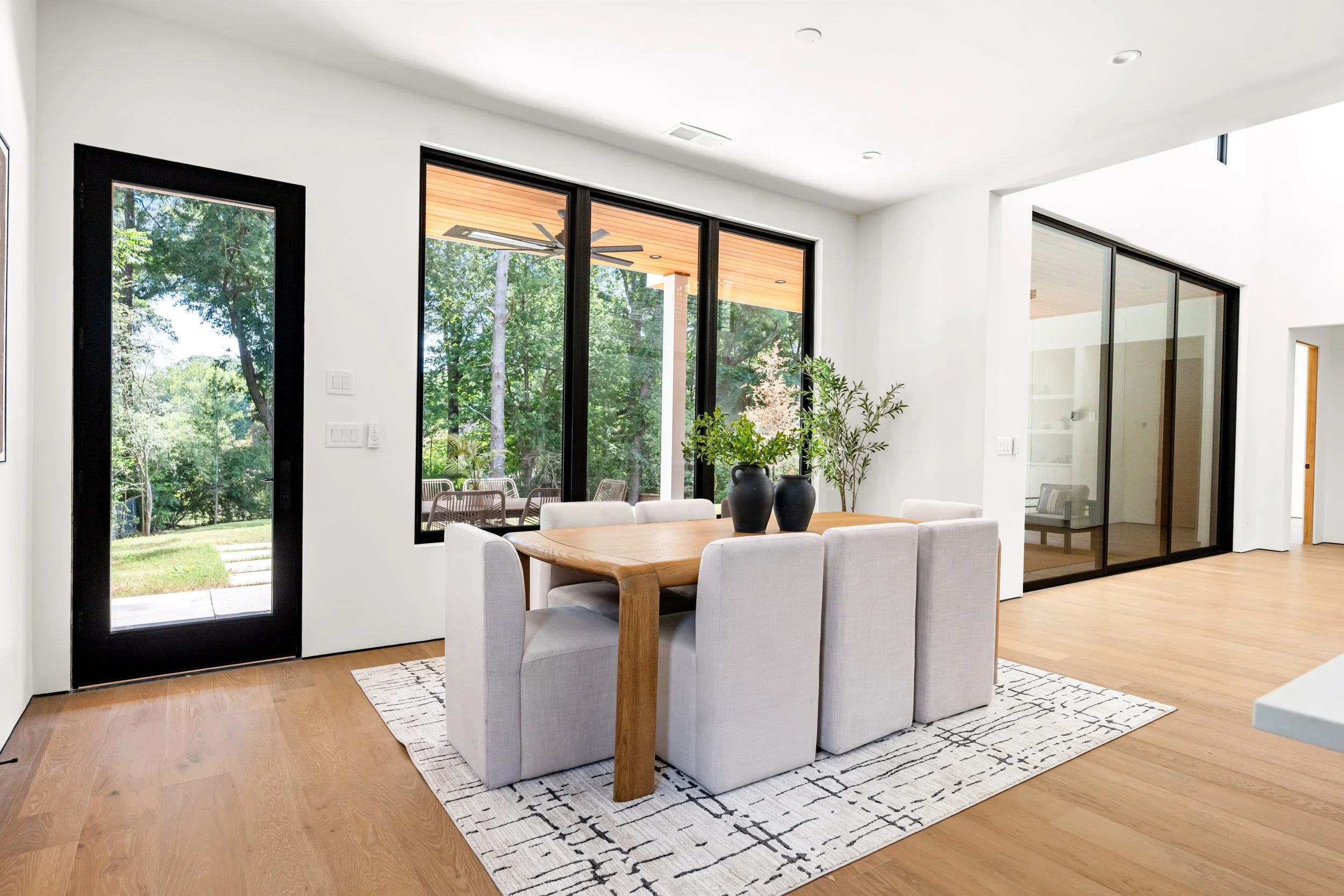 3195 Lavista-20.jpg