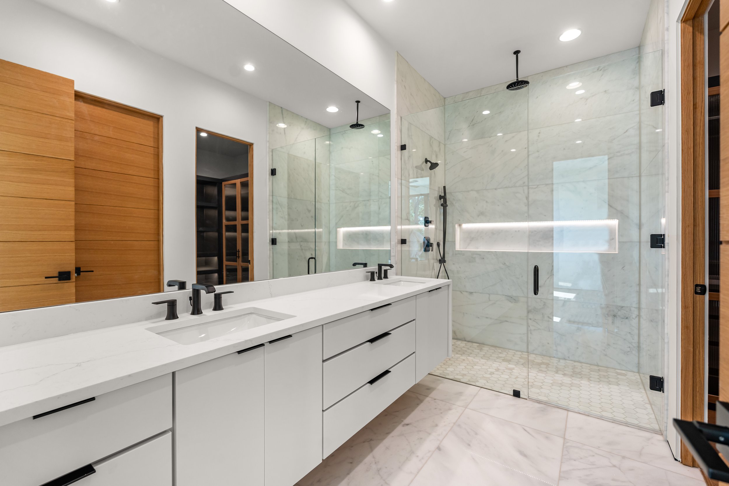 3195 Lavista-42.jpg
