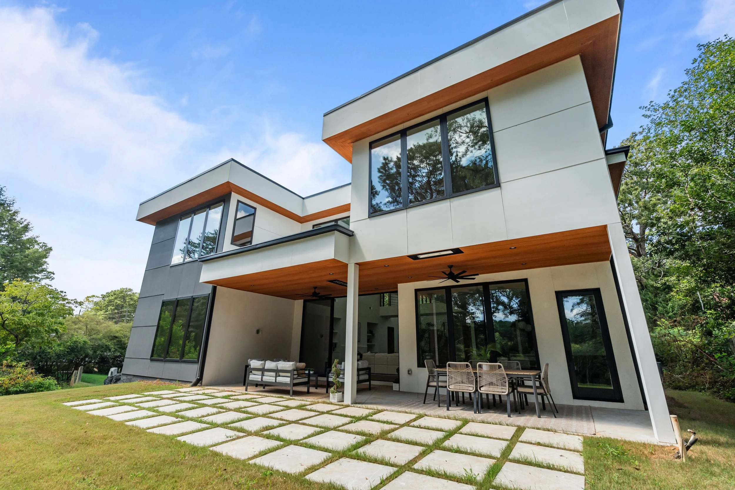 3195 Lavista-37.jpg