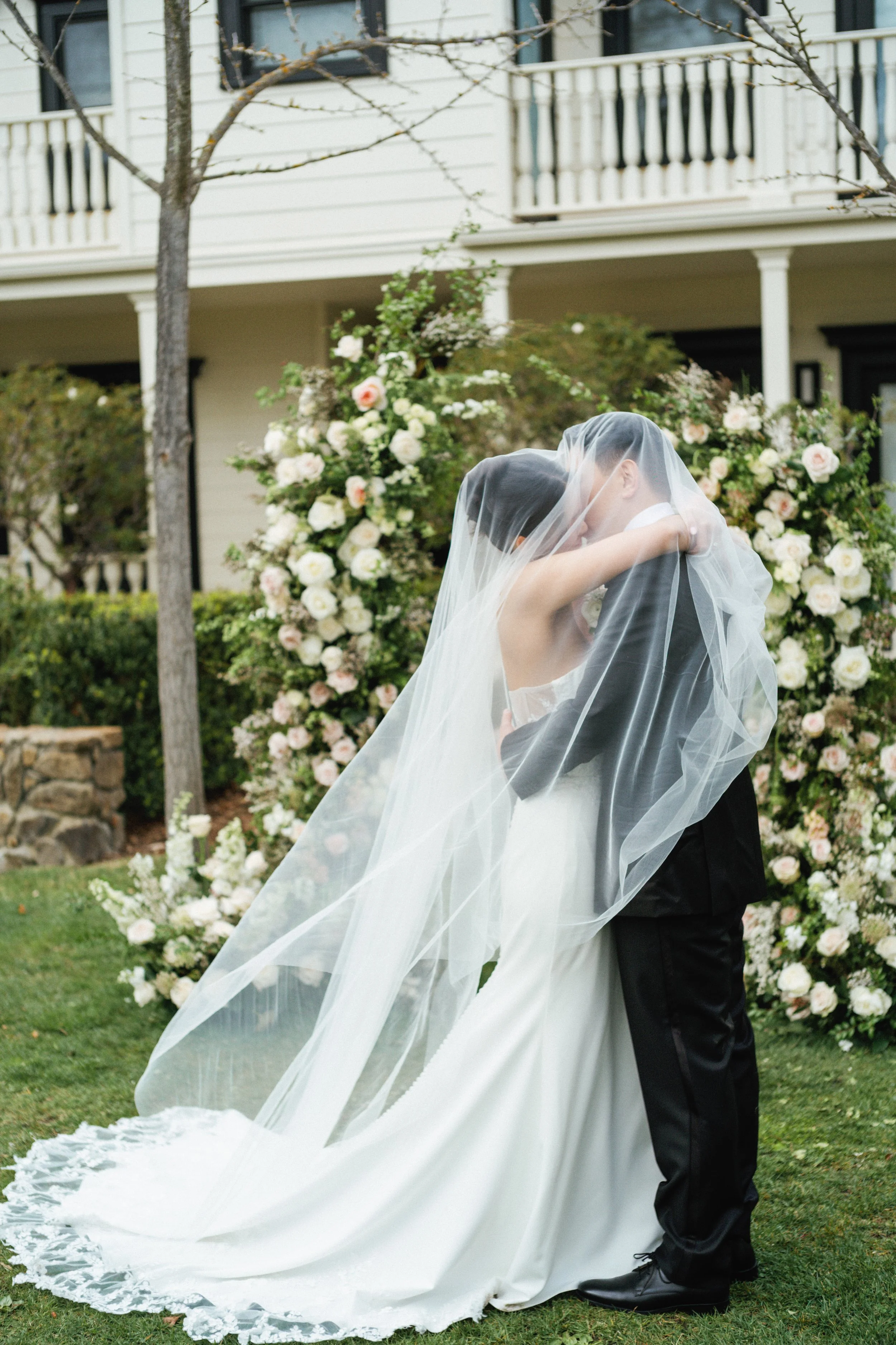 MacARTHUR PLACE Modern Wedding Planner.jpg