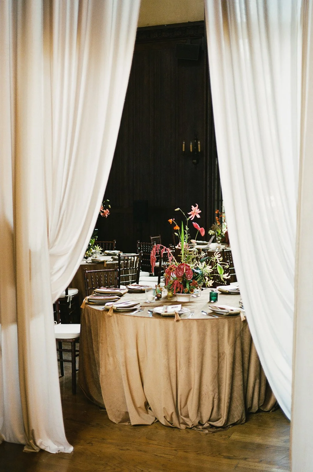 modern tea ceremony asian couple | kohl mansion asian wedding inspo.jpg