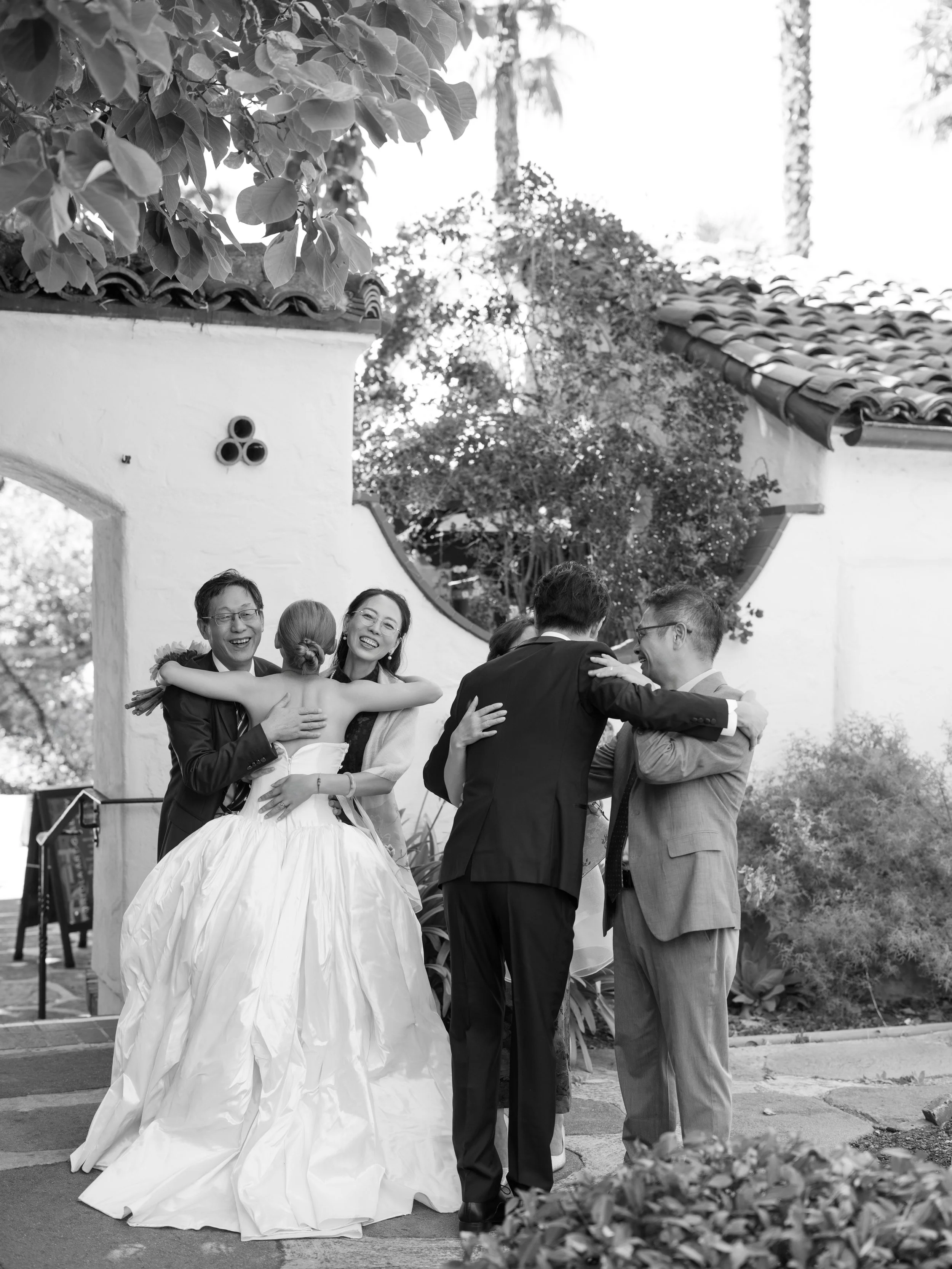 Yiventful Co. Weddings & Events is a wedding planning and design company based in Cupertino, California, serving the San Francisco Bay Area, Silicon Valley, the Peninsula, Napa Valley, Sonoma, and Northern California. We offer full-service wedding pl
