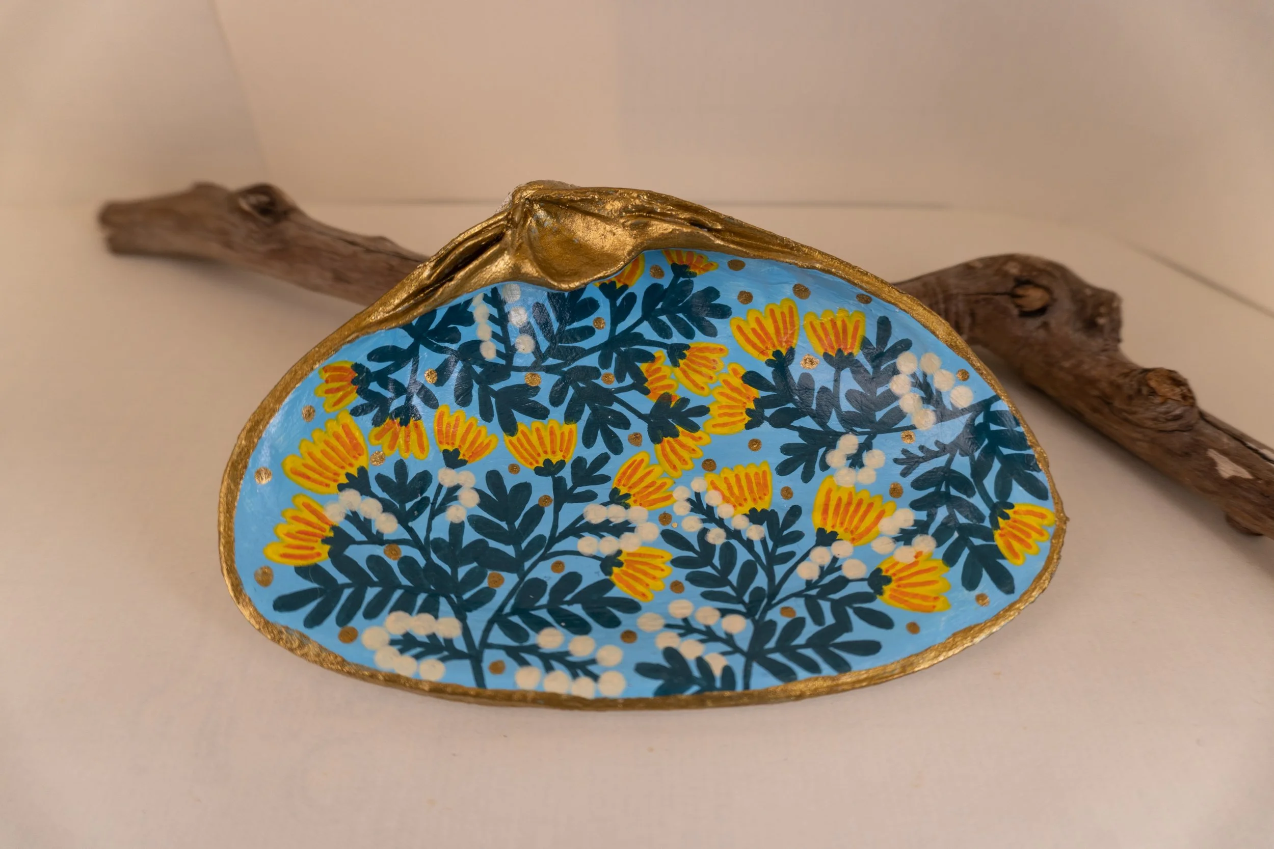 Rani Bagh #7 | Hand-painted Shell Trinket Dish