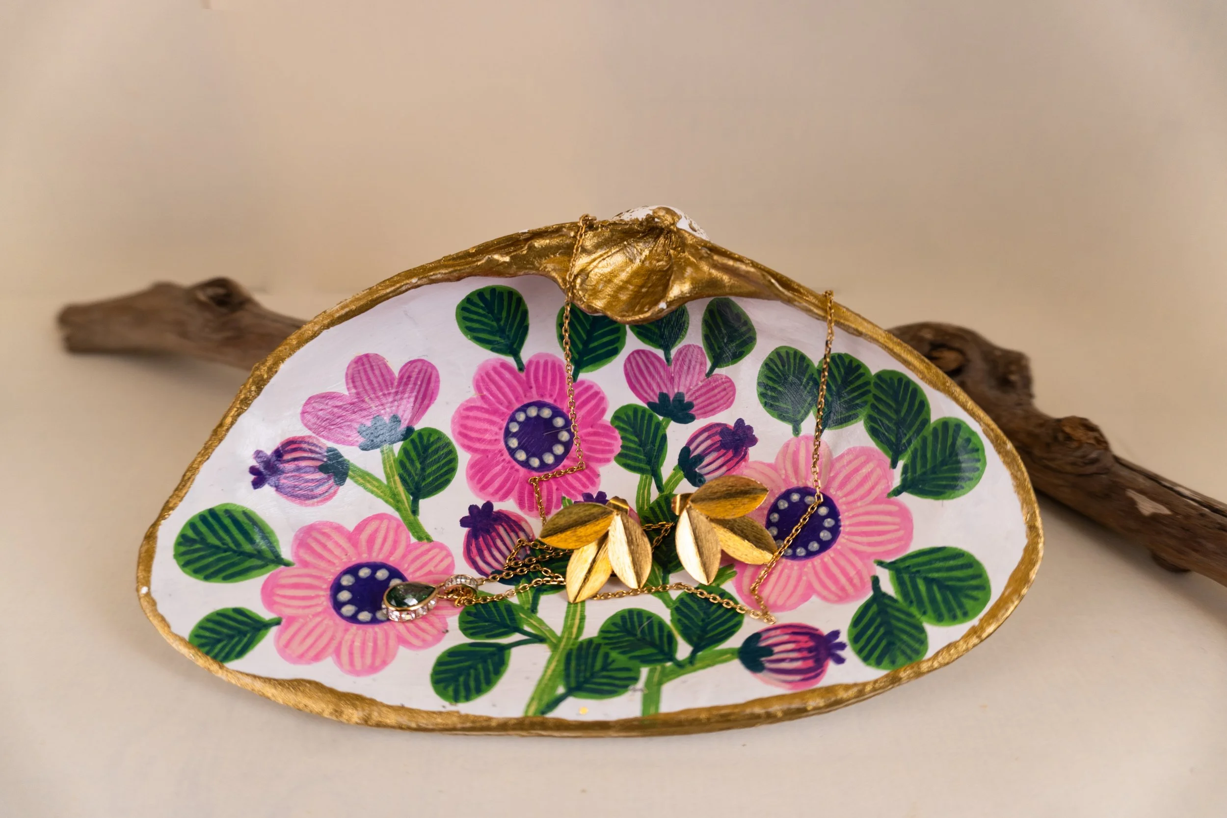 Rani Bagh #5 | Hand-painted Shell Trinket Dish