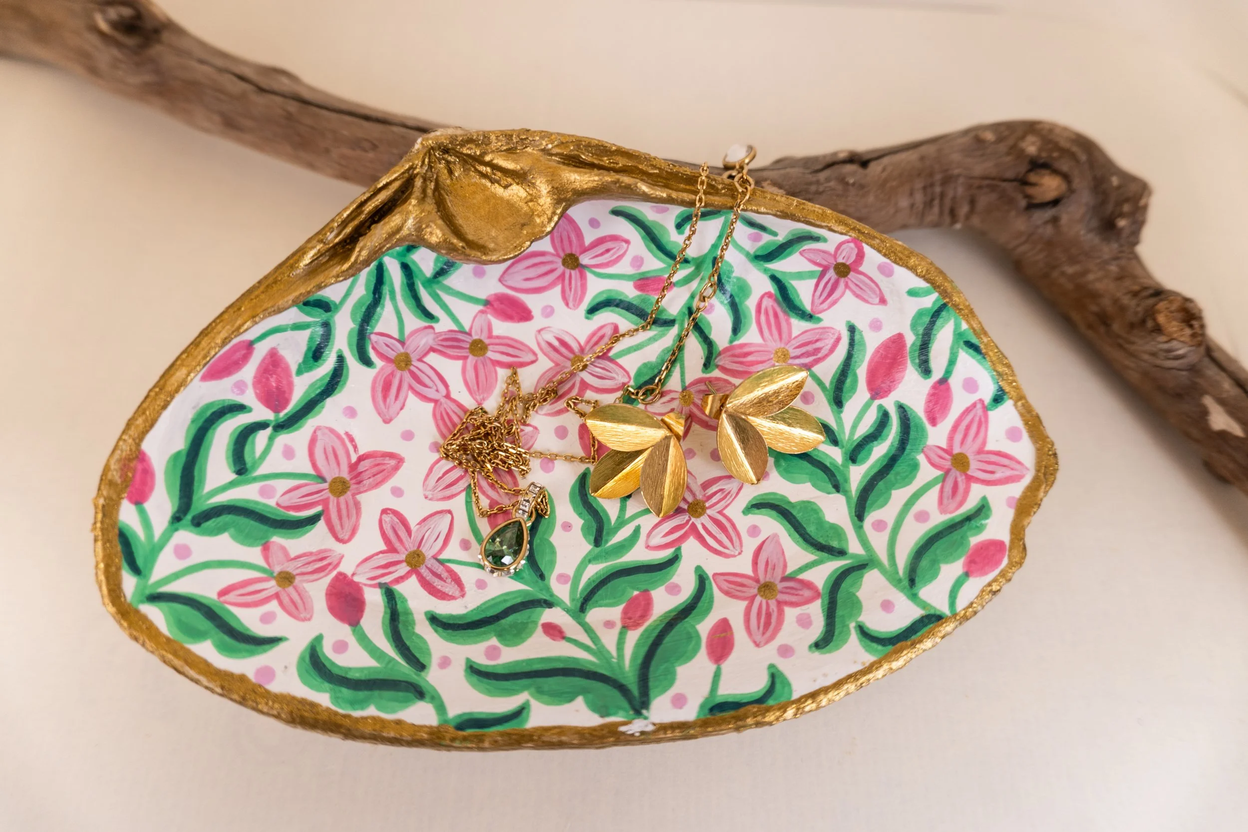 Rani Bagh #6 | Hand-painted Shell Trinket Dish