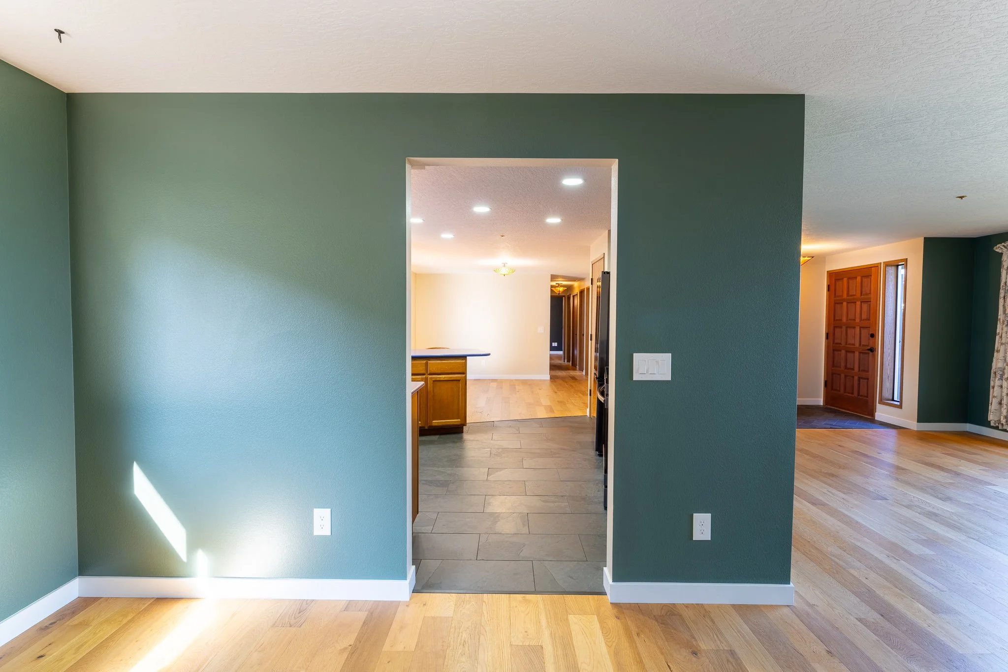 1340 E EIGHTH STREET-20.jpg