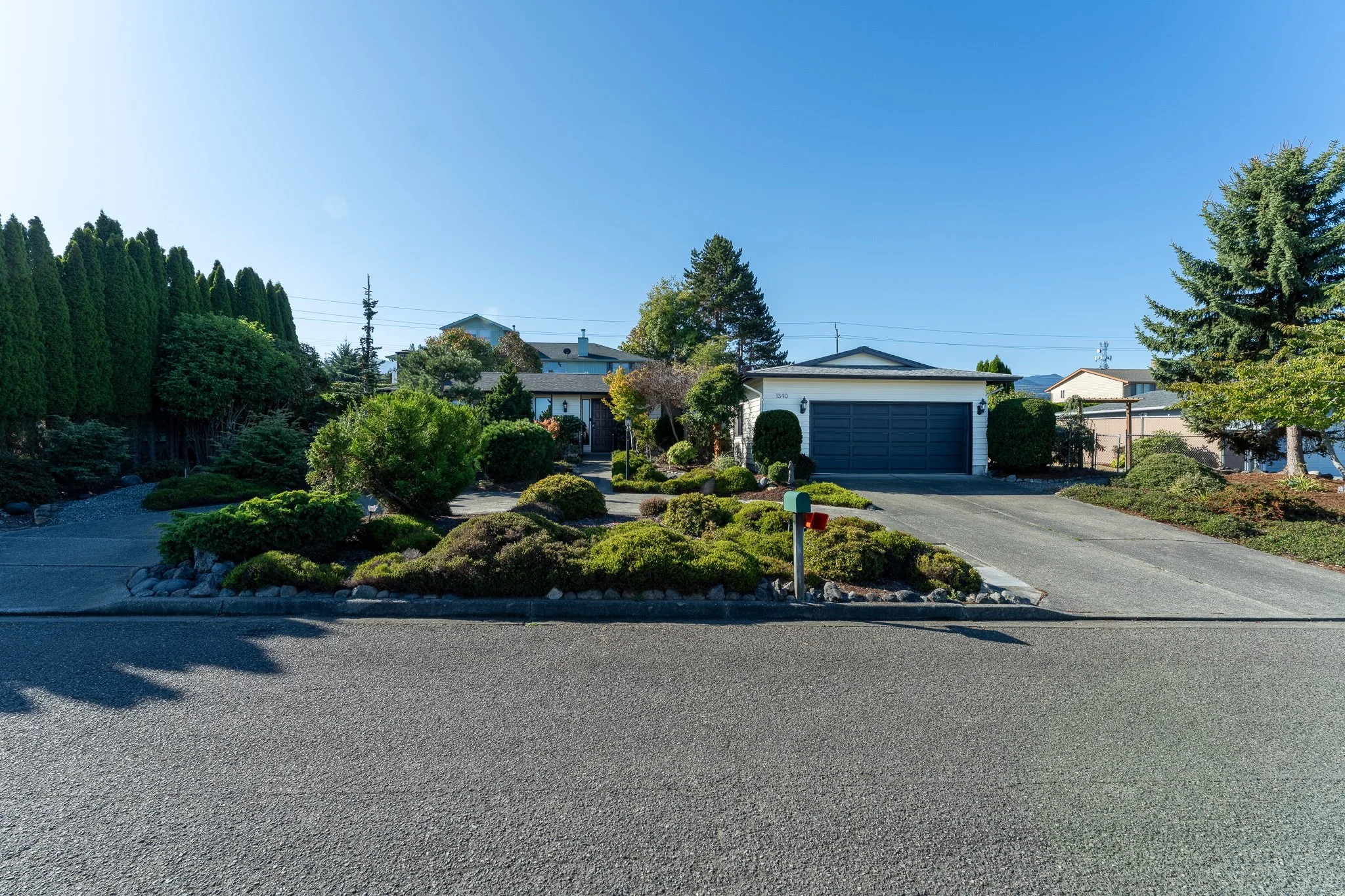 1340 E EIGHTH STREET-6.1.jpg