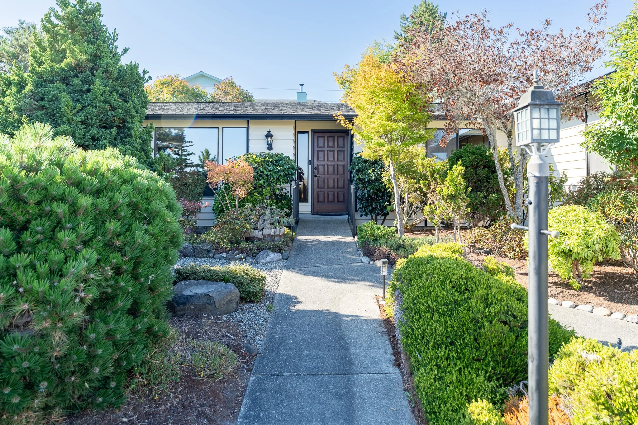 1340 E EIGHTH STREET-7.jpg