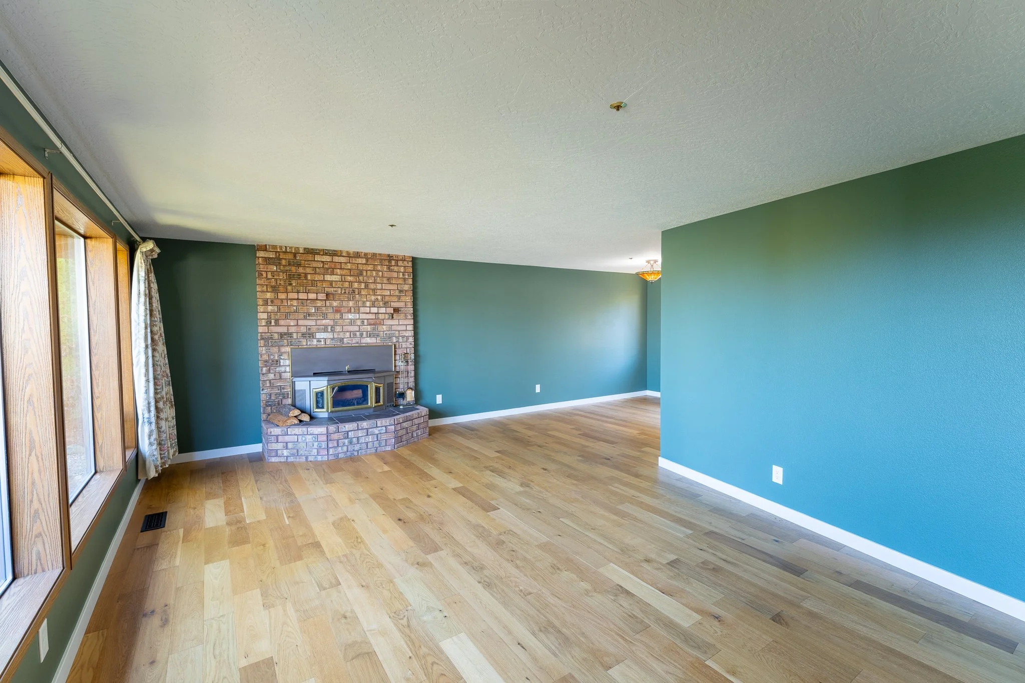 1340 E EIGHTH STREET-17.jpg