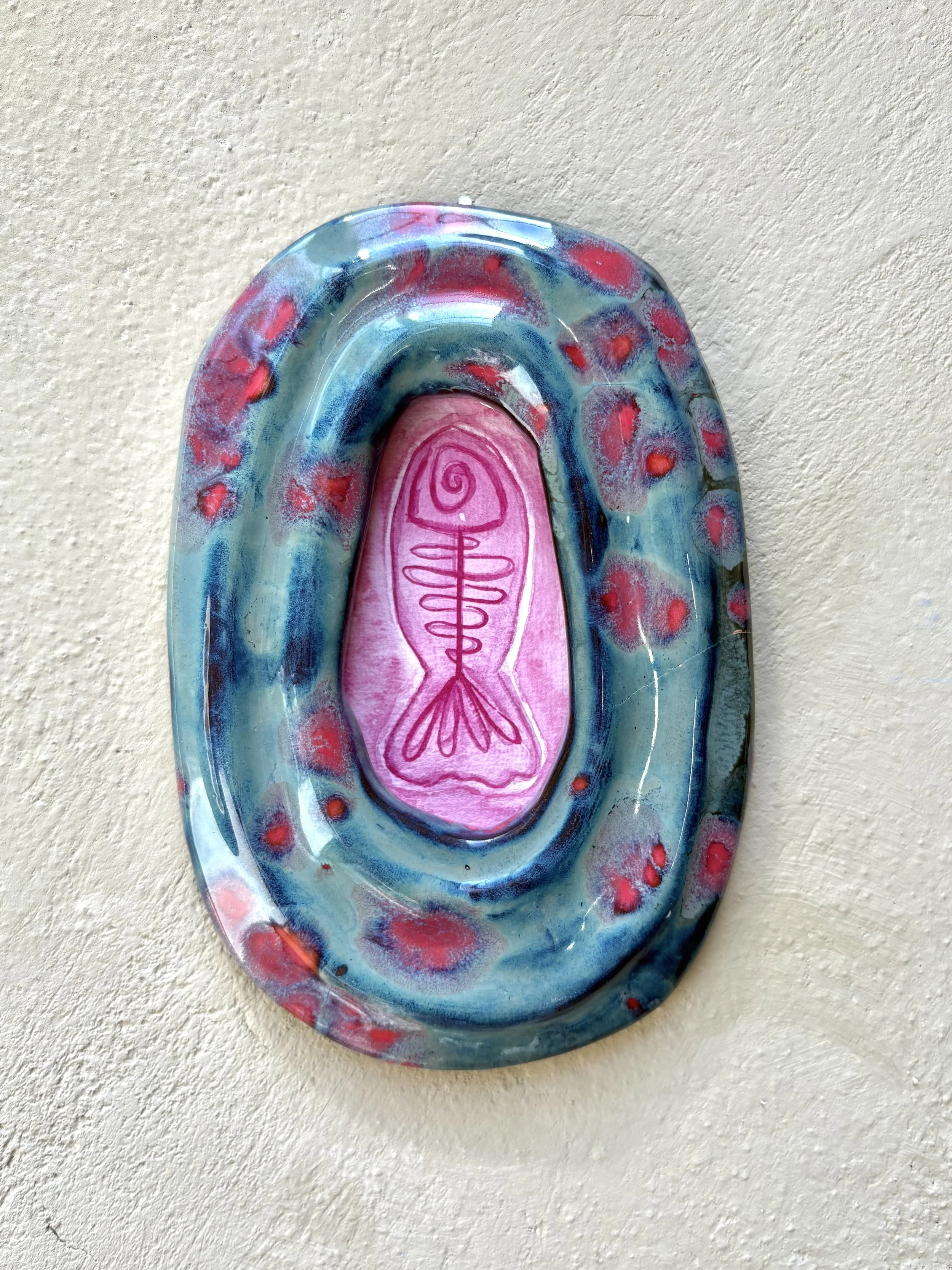 Ceramic Dead Fish Frame