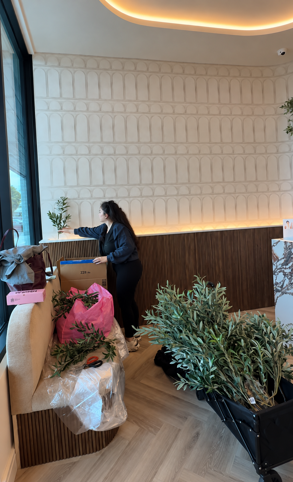 Modern Lobby Greenery Setup.png