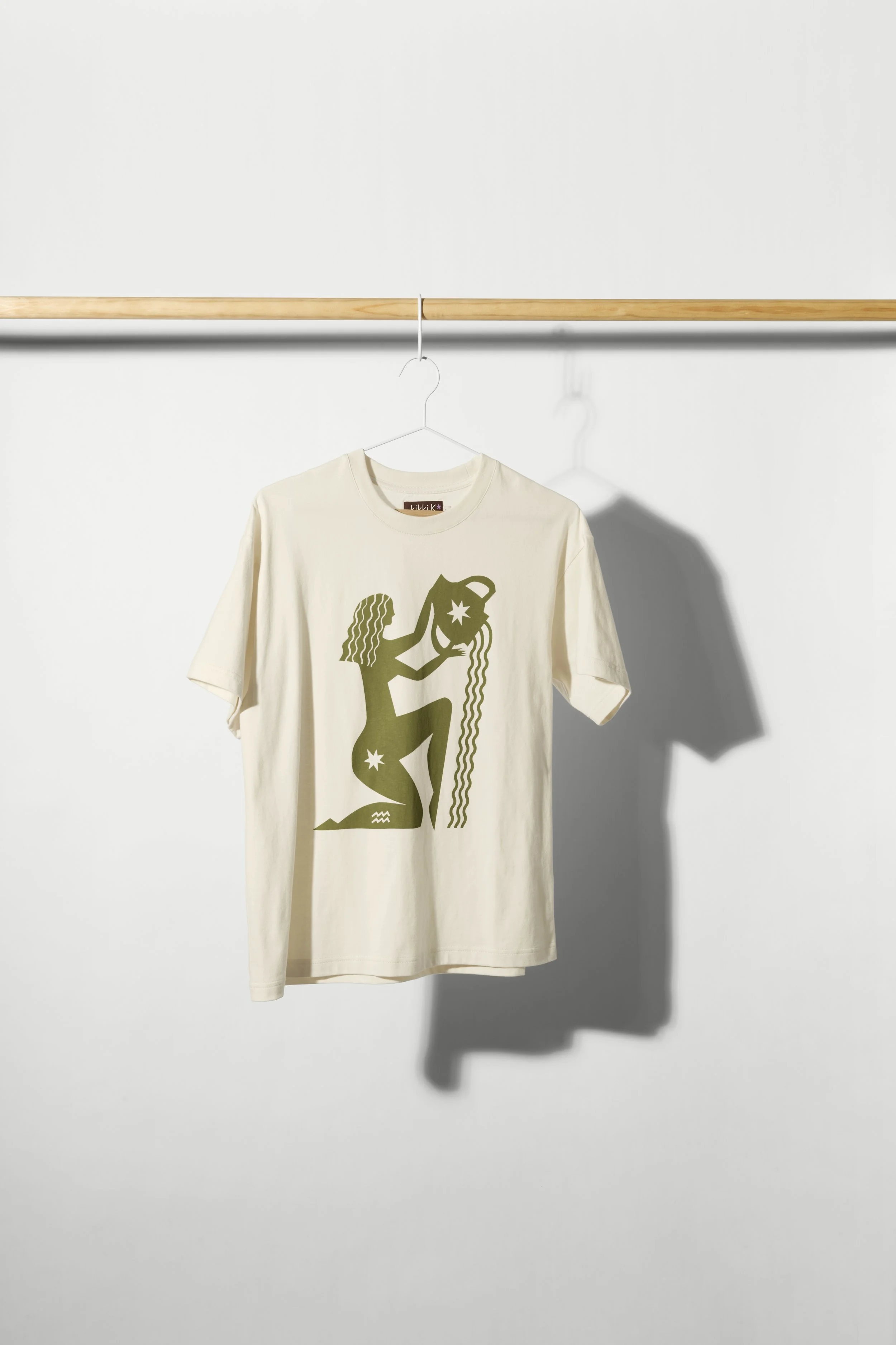 EDM5-SHOT2-ASTRO-TEES-HANGING-3.jpg
