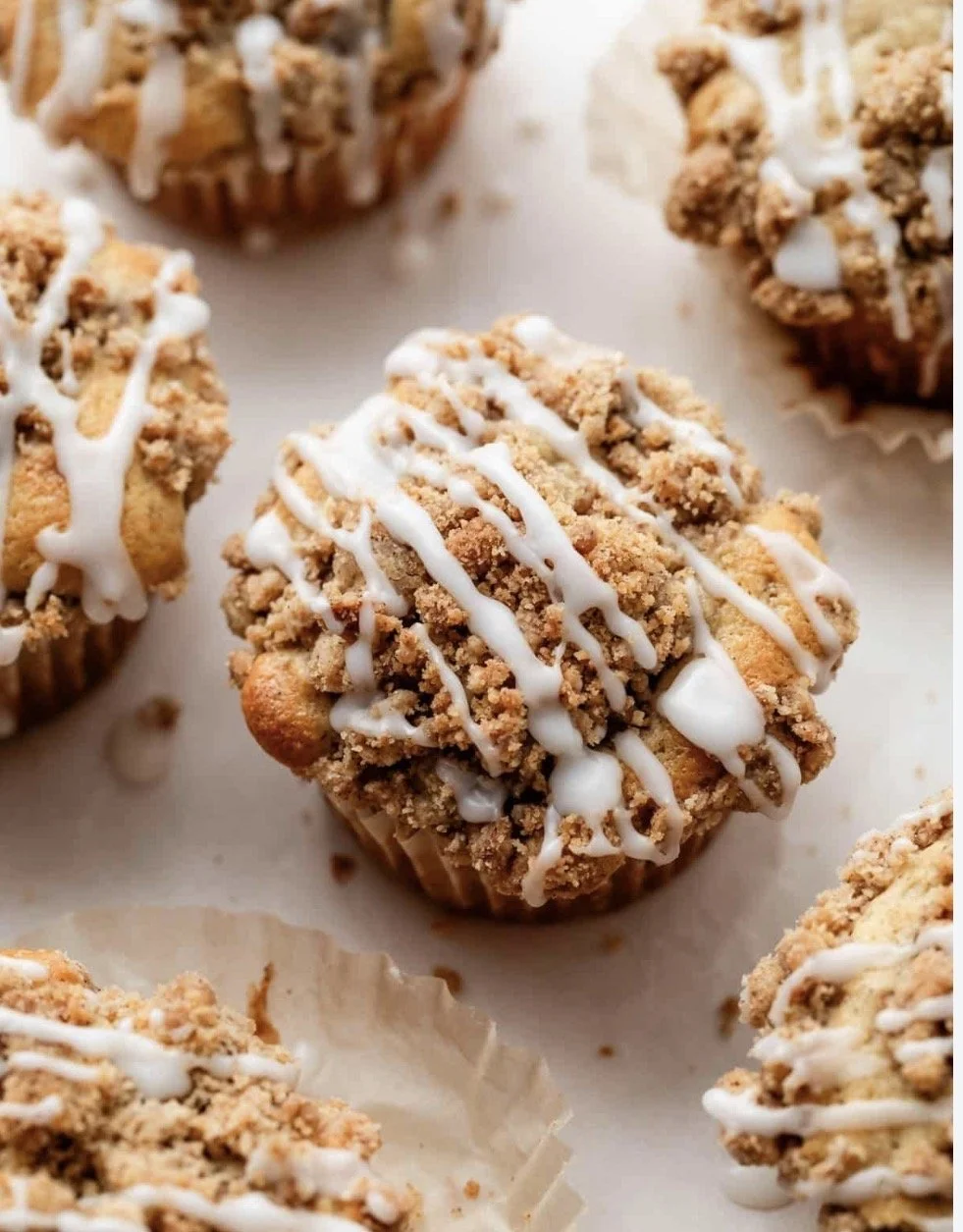 Brown Sugar Cinnamon Crumble Muffins