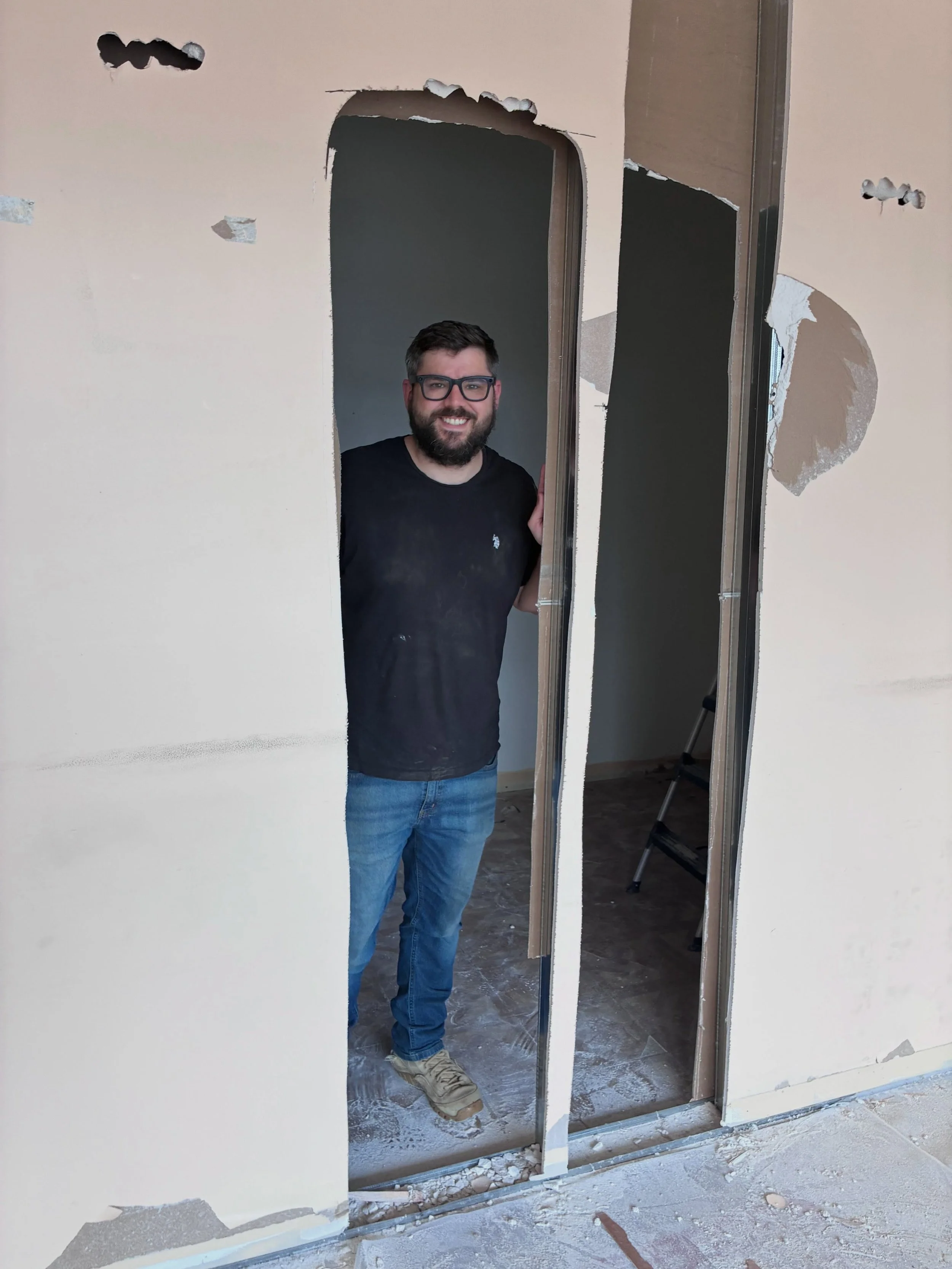 Pardon the dust... 🛠️🎮 

Renovations are underway at Retro Room! A little dust now means a lot more gaming this fall!