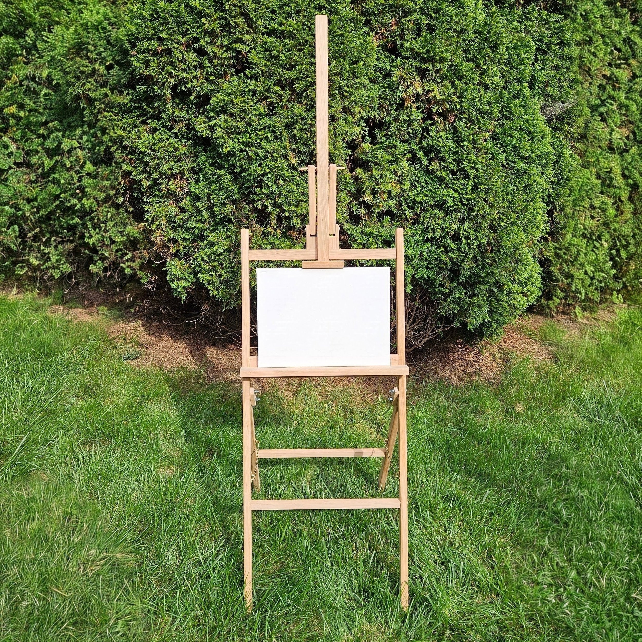 Cherry Easel With Canvas 1.jpg