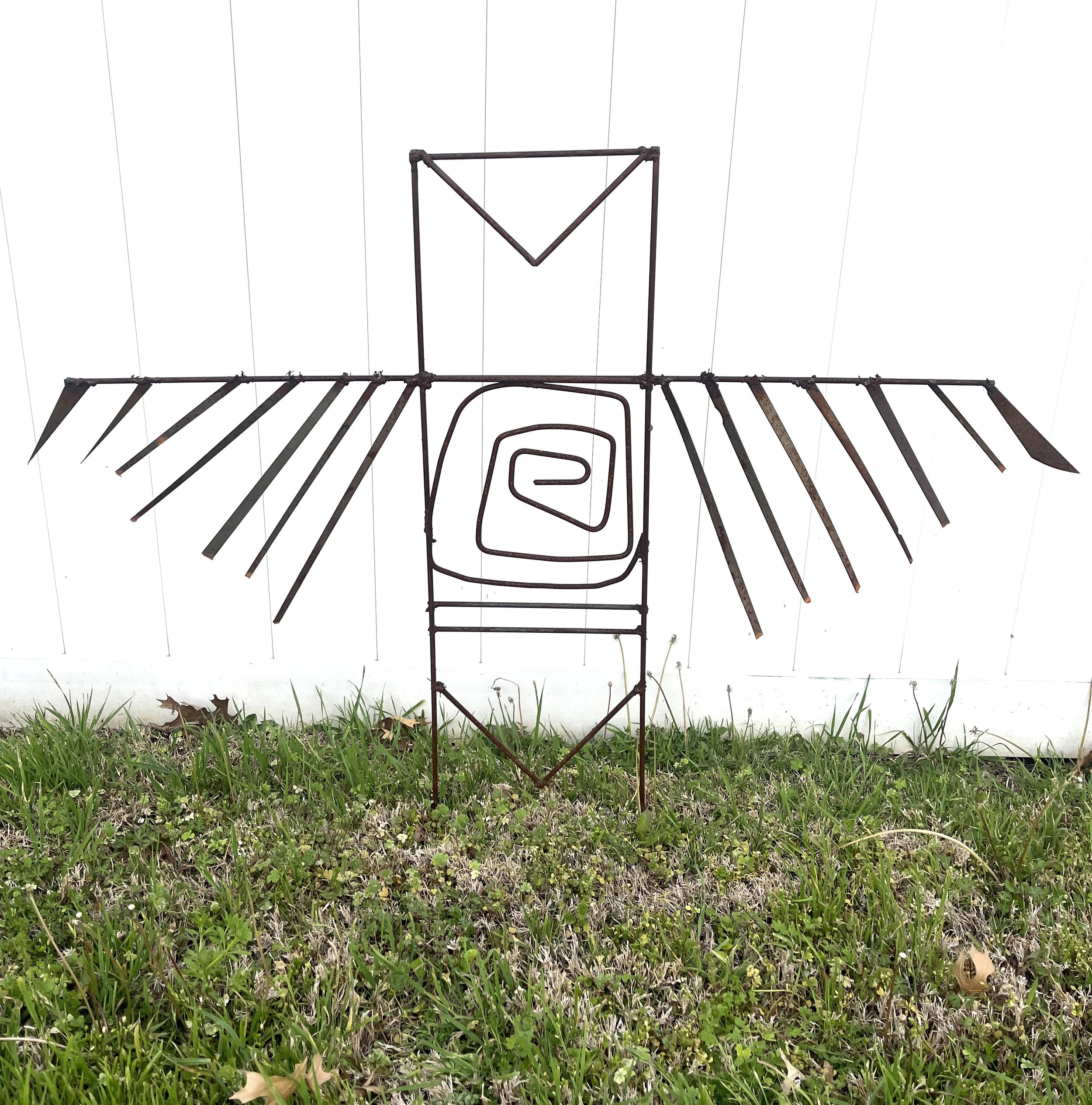 Totem Eagle, Welded metal 