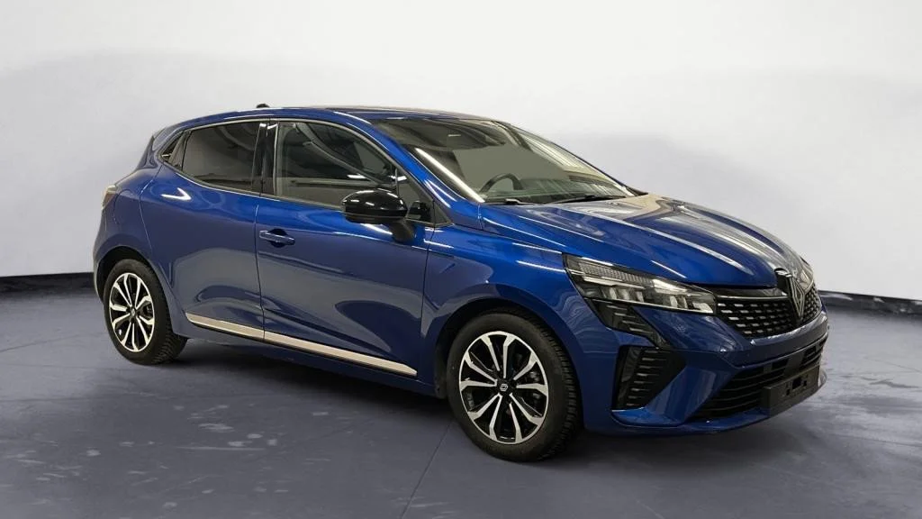 RENAULT_CLIO_GW-817-ZY_1.jpg