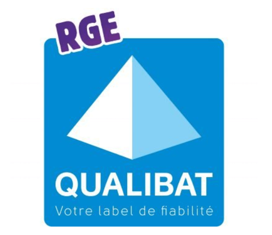 Logo de QUALIBAT 'RGE' un label de fiabilité.