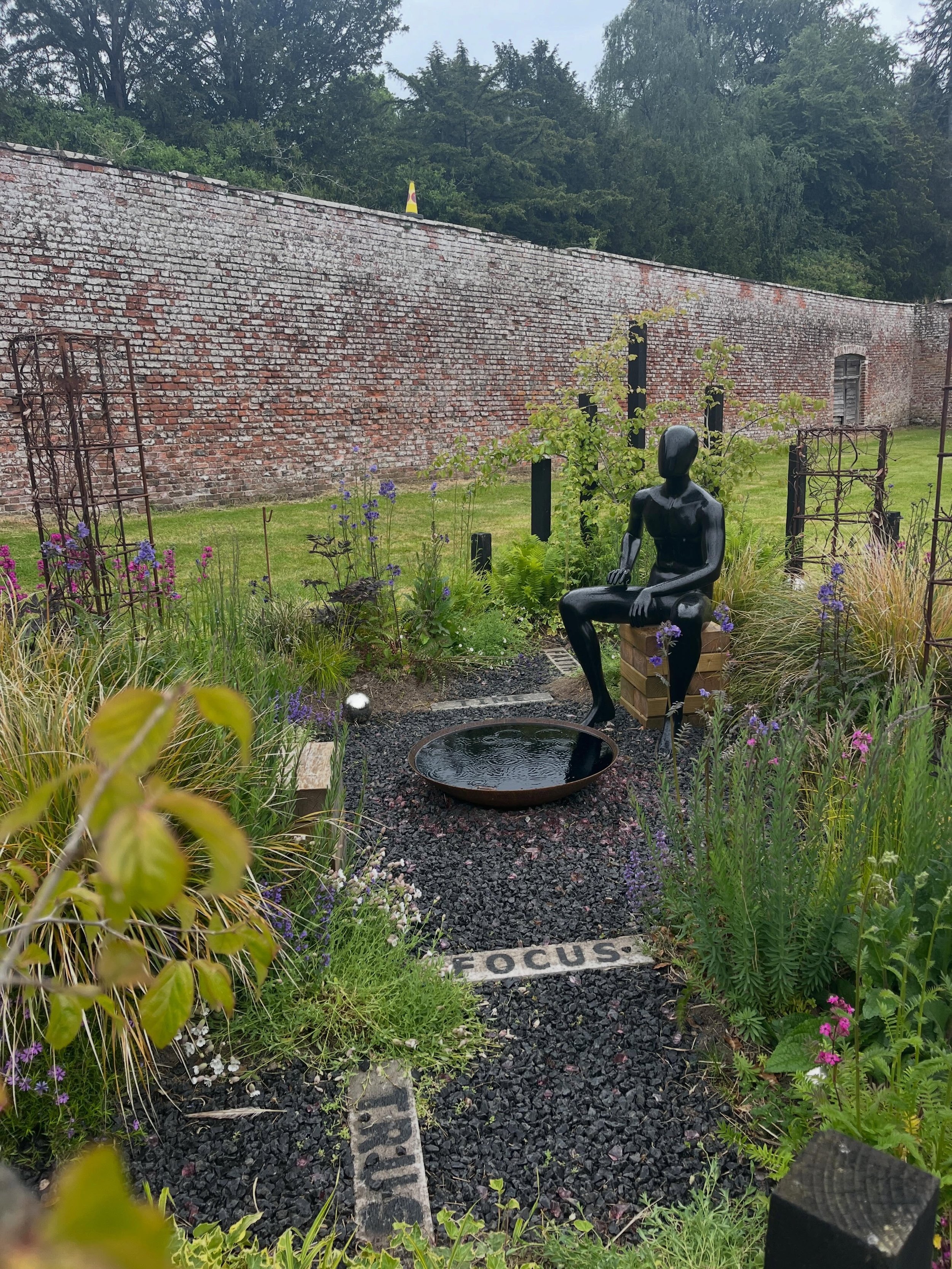 💚 Some more inspiration I took away from @sconepalacegardenfair this weekend 💚

Didn&rsquo;t take note of all the designers featured here - and also didn&rsquo;t take photos of everything I loved! But such fantastic planting compositions and design