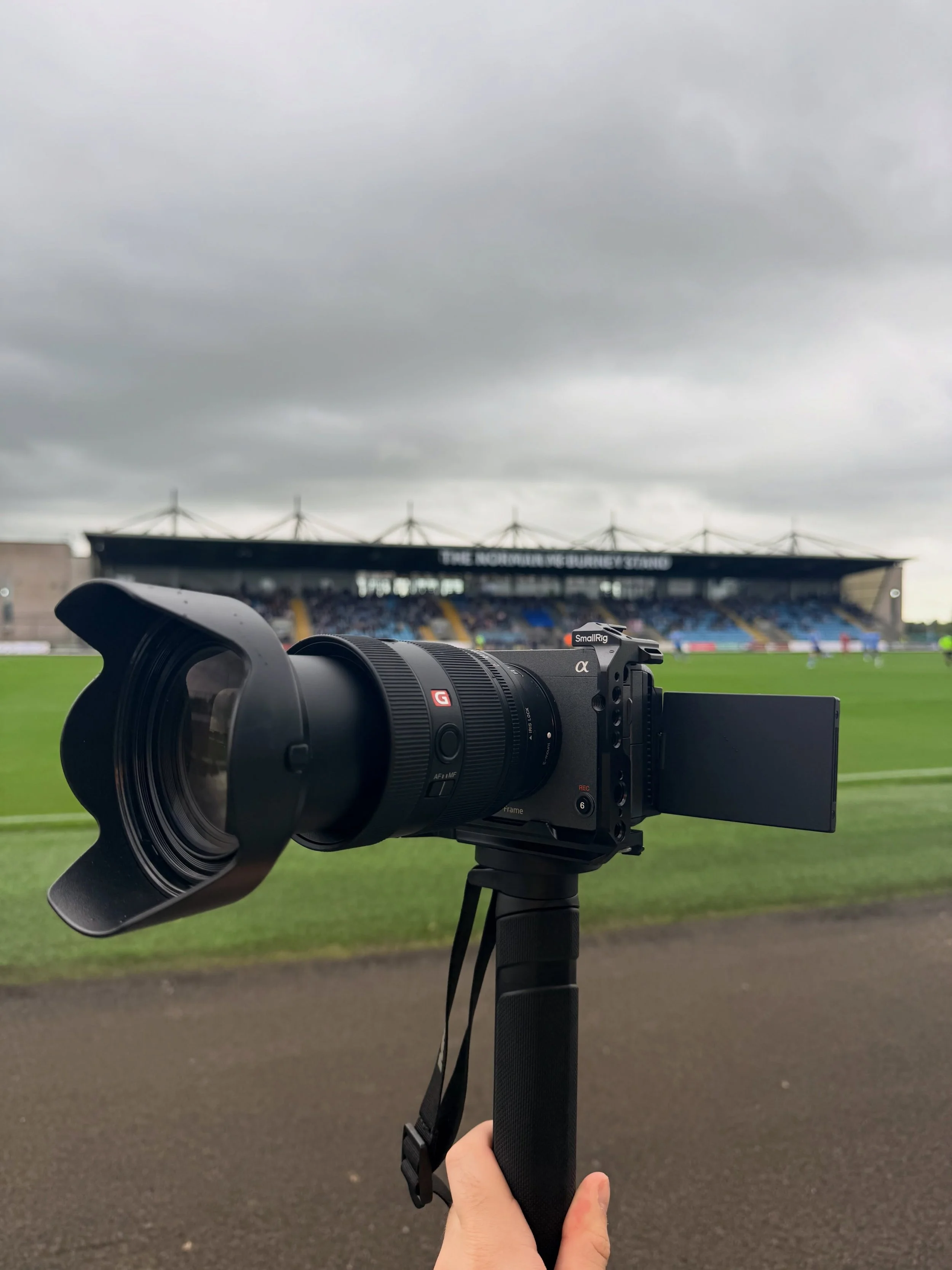 Up to the Ballymena Showgrounds for @portadownfc vs @ballymenautd in the BoyleSports Premiership. 🎥⚽

Pitchside for another away day.

#PortadownFC #BallymenaShowgrounds #BoyleSportsPremier #IrishLeague #NIFootball