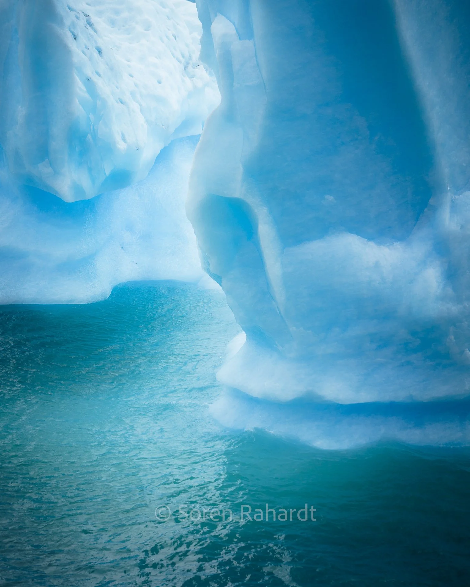 soeren-2023-landscape-patagonia-ice.jpg