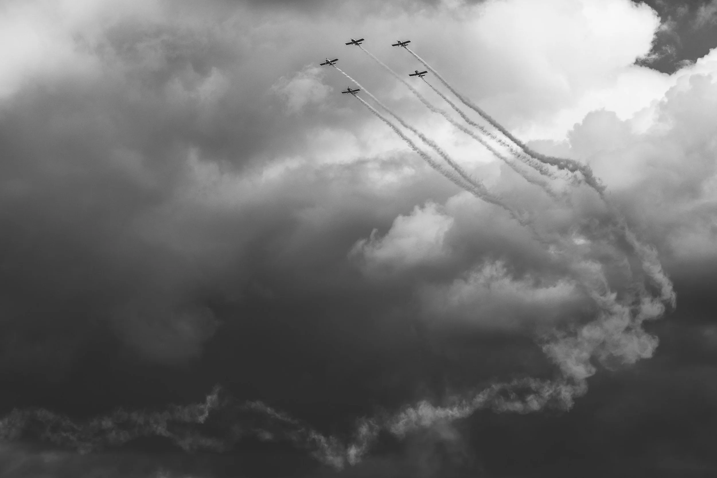 KNGU7479bw 1.jpg