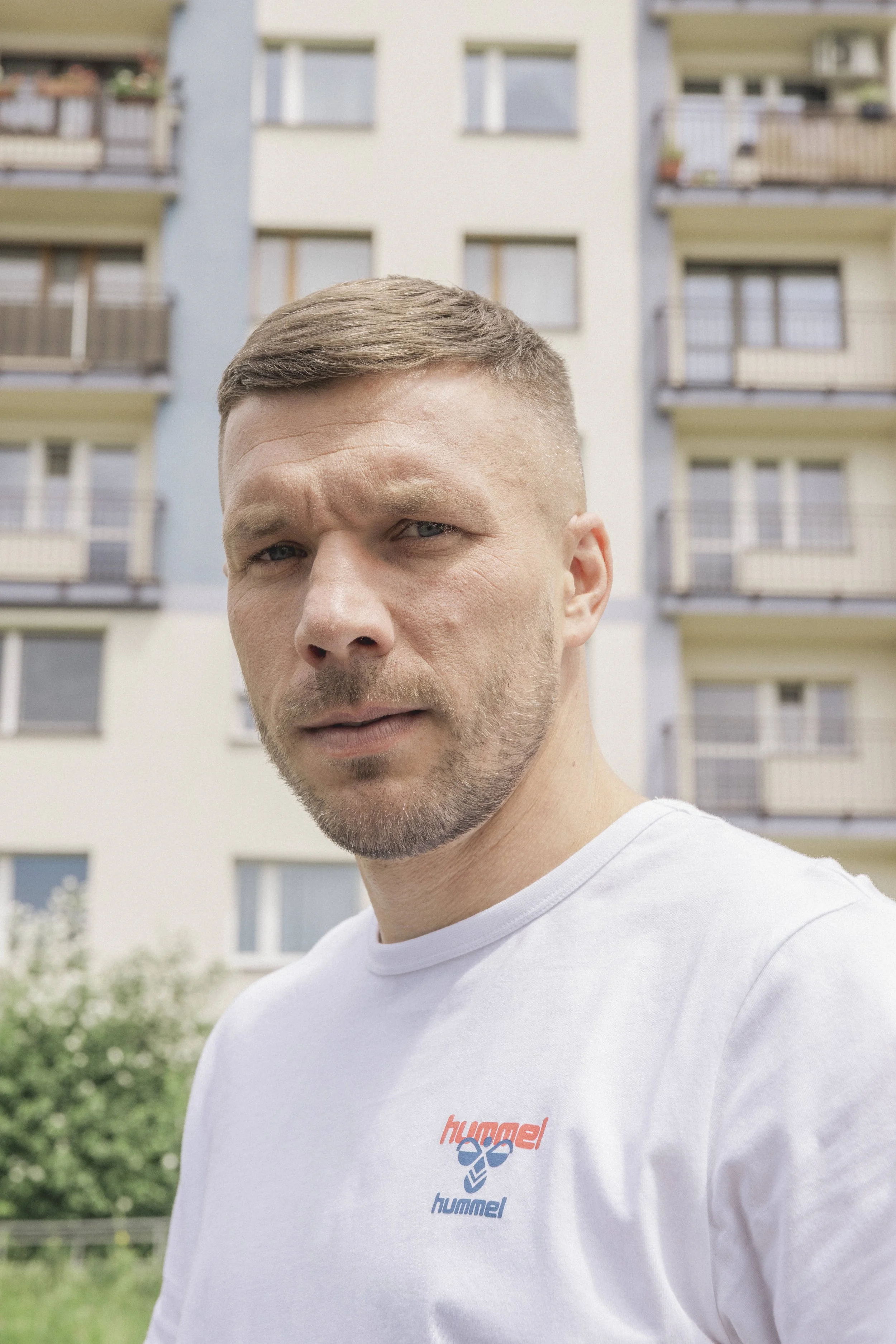 KNGU8245 kopier 1.jpg