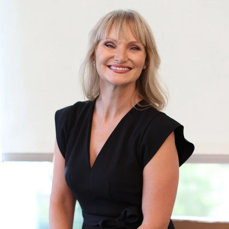 Headshot of Julia Myers.